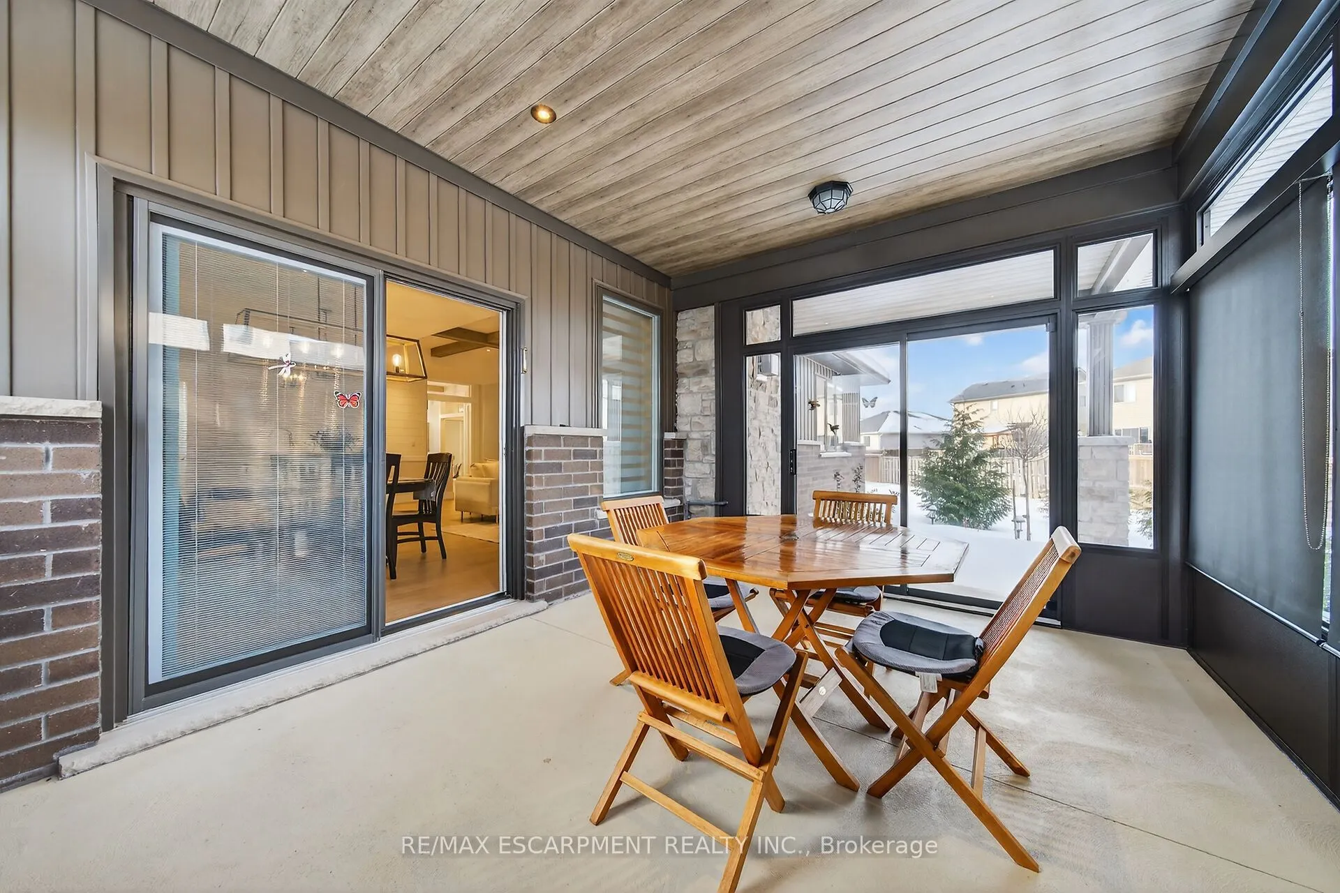 24 CRADDOCK Boulevard #23