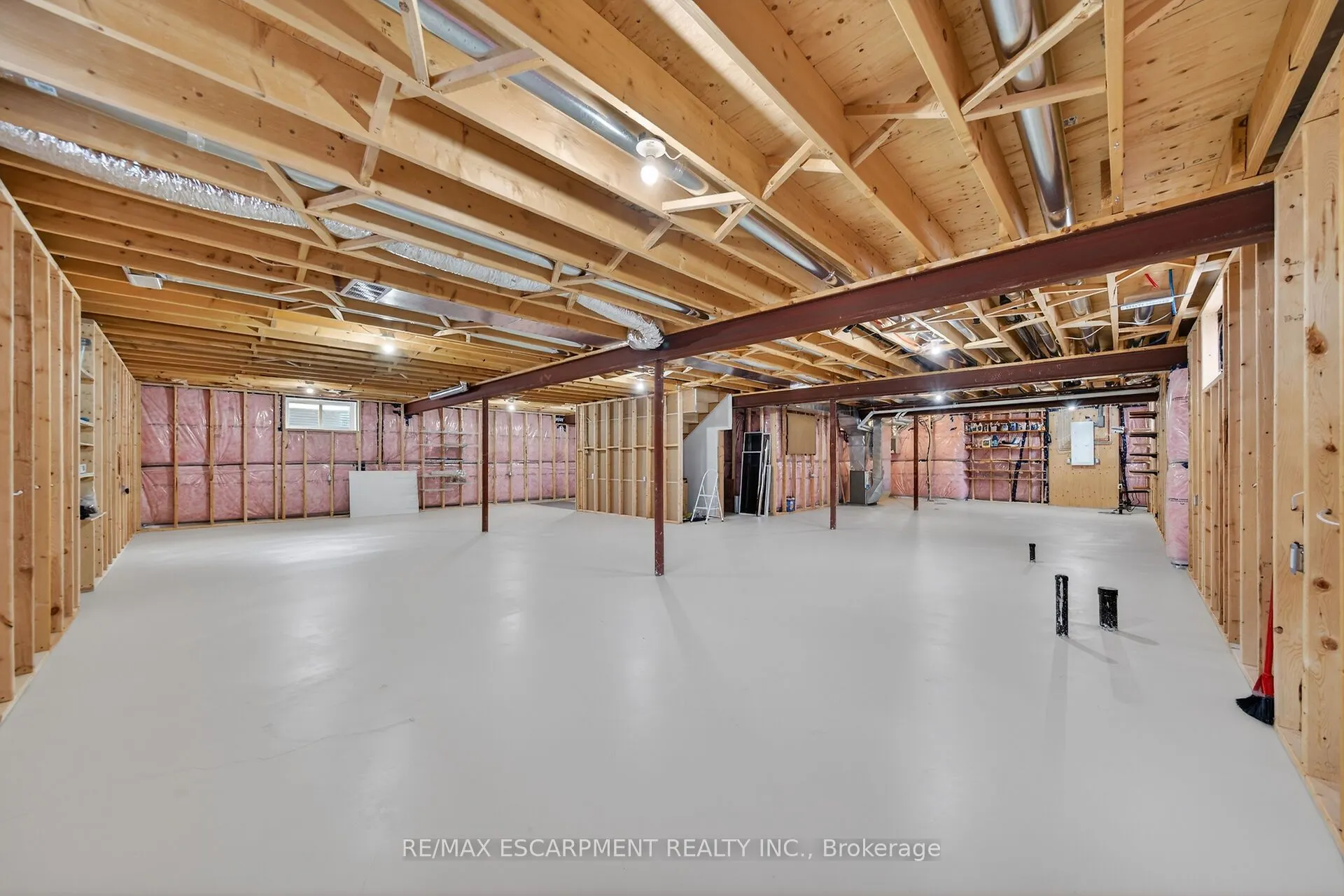 24 CRADDOCK Boulevard #23