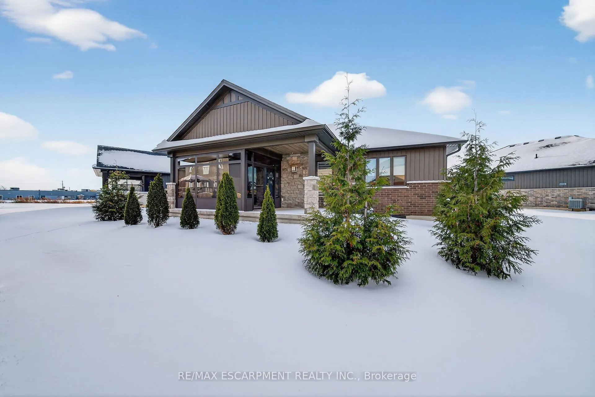 24 CRADDOCK Boulevard #23