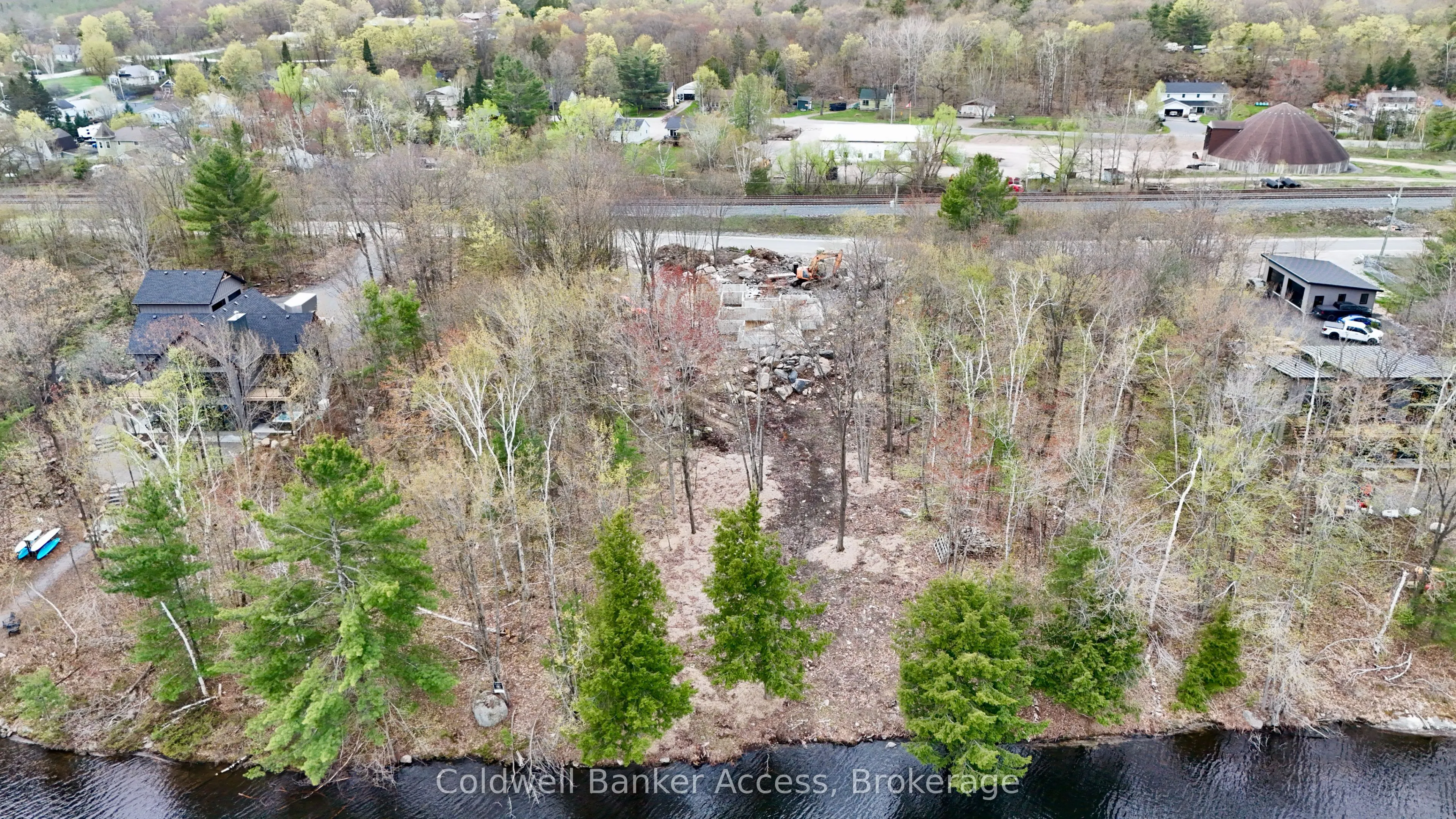 30 Hawkins Point Road