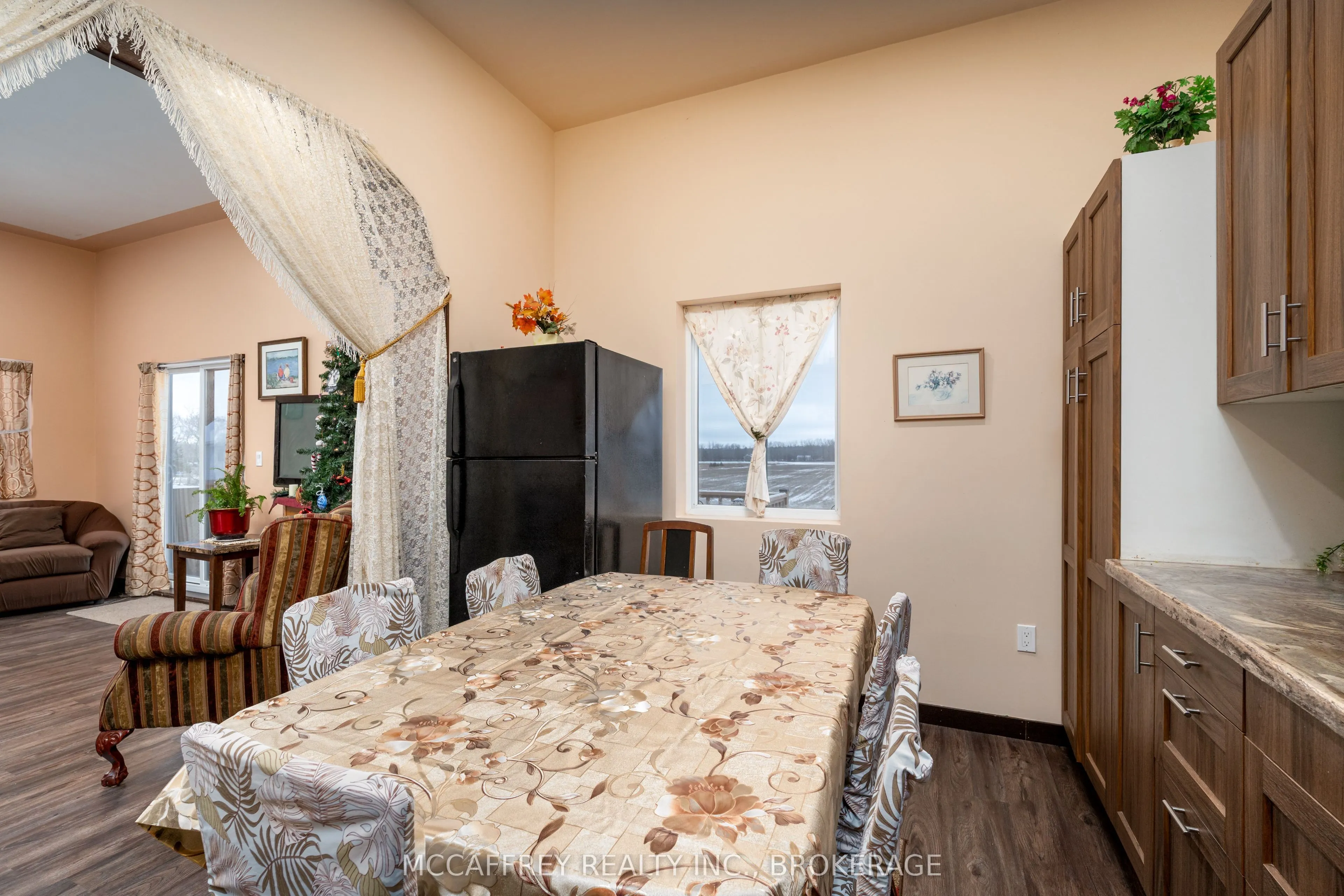 4326 County Rd 6