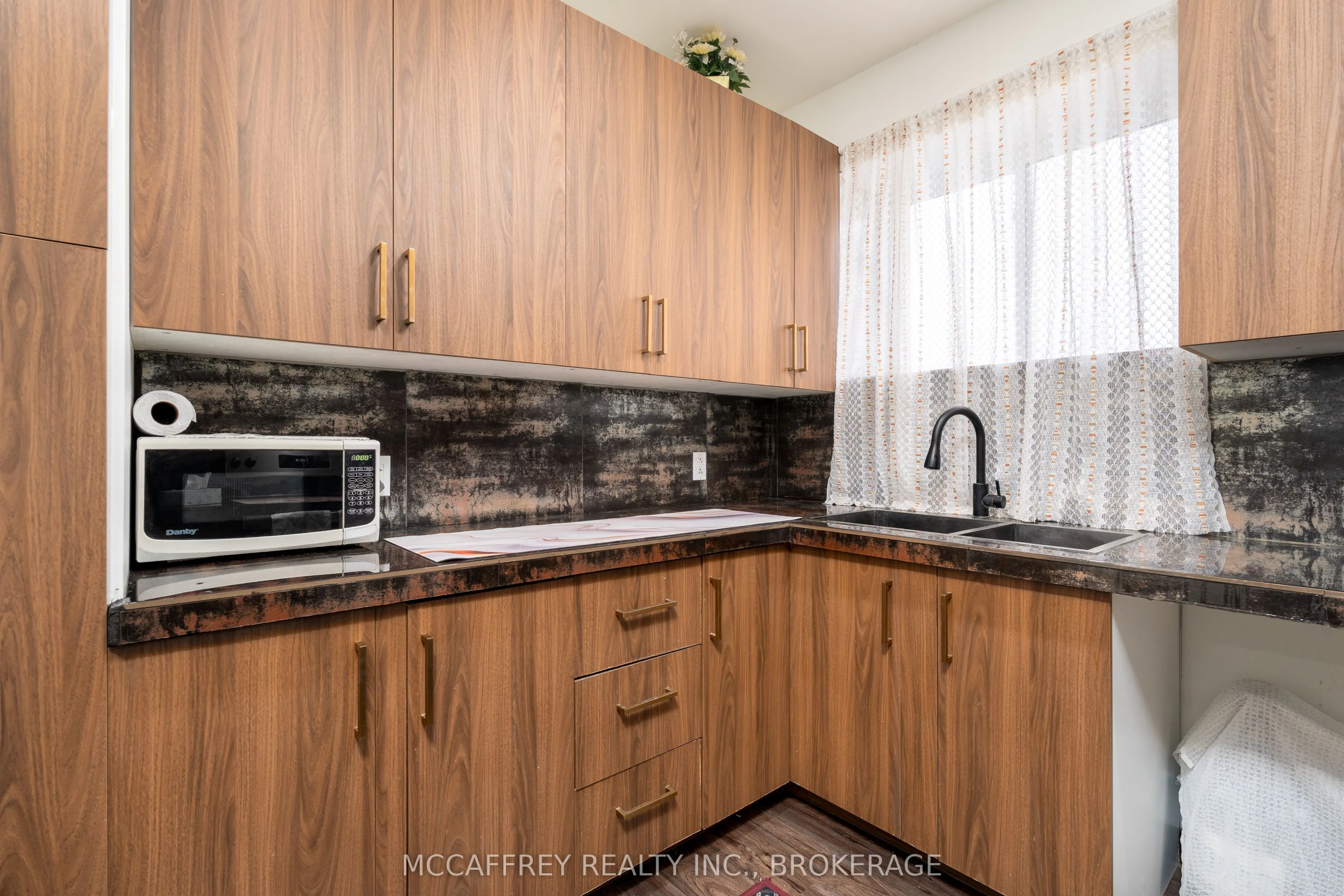 4326 County Rd 6