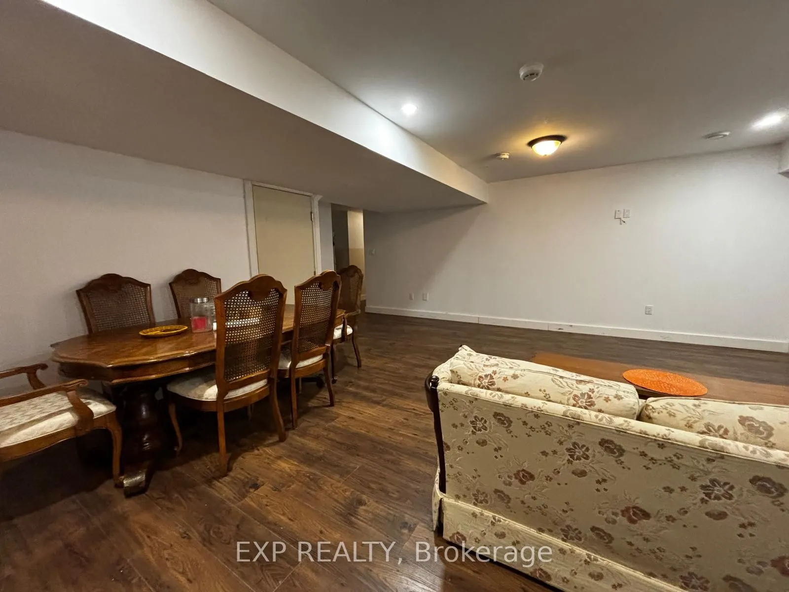 1527 Merrittville Highway #Basement