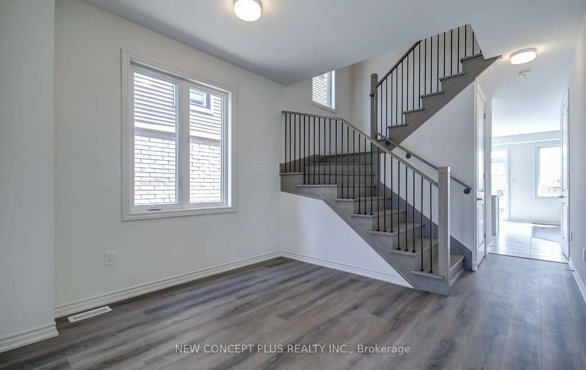1042 Denton Drive