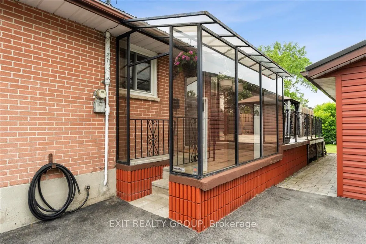 29 Barry Road