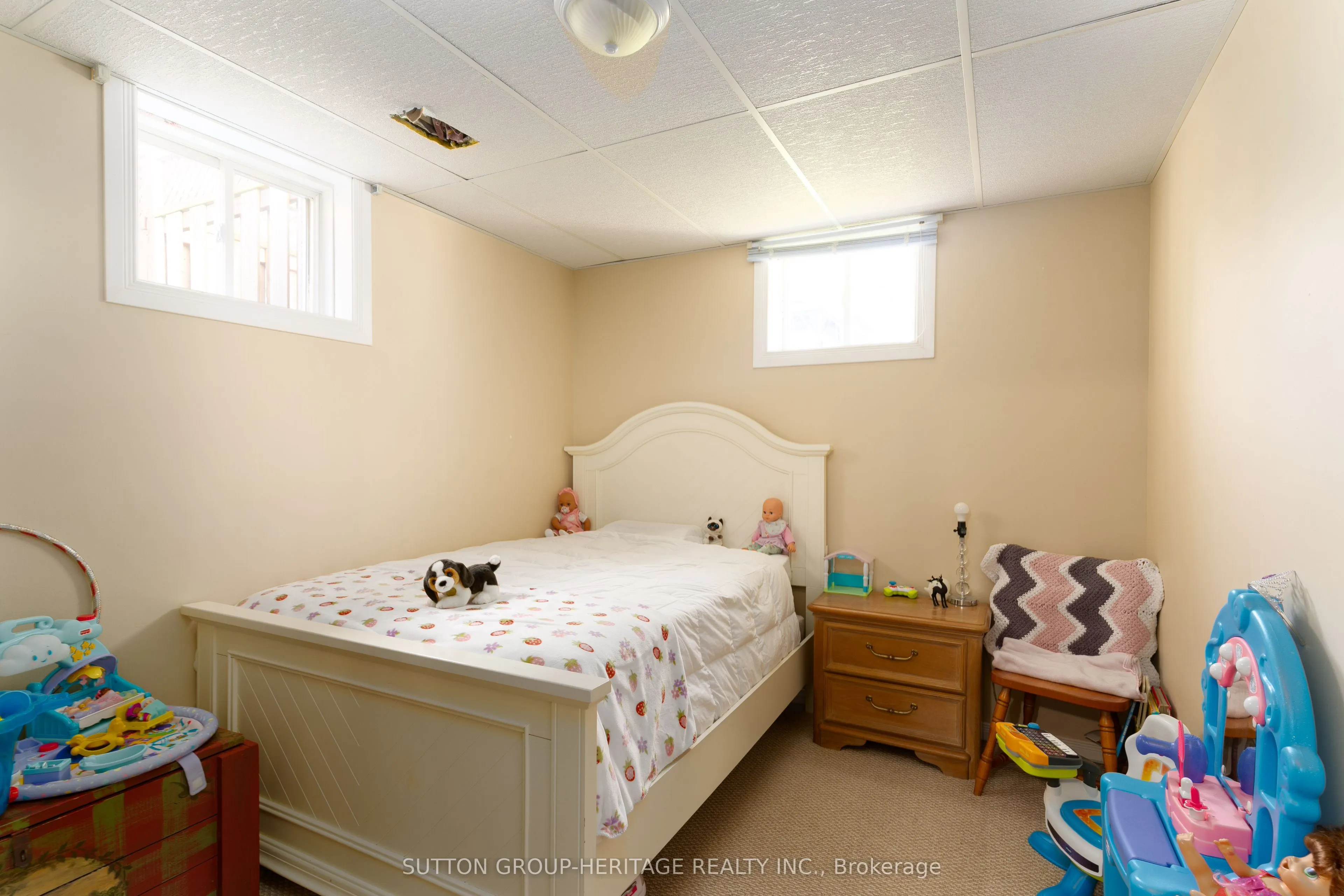 99 SWEETNAM Drive