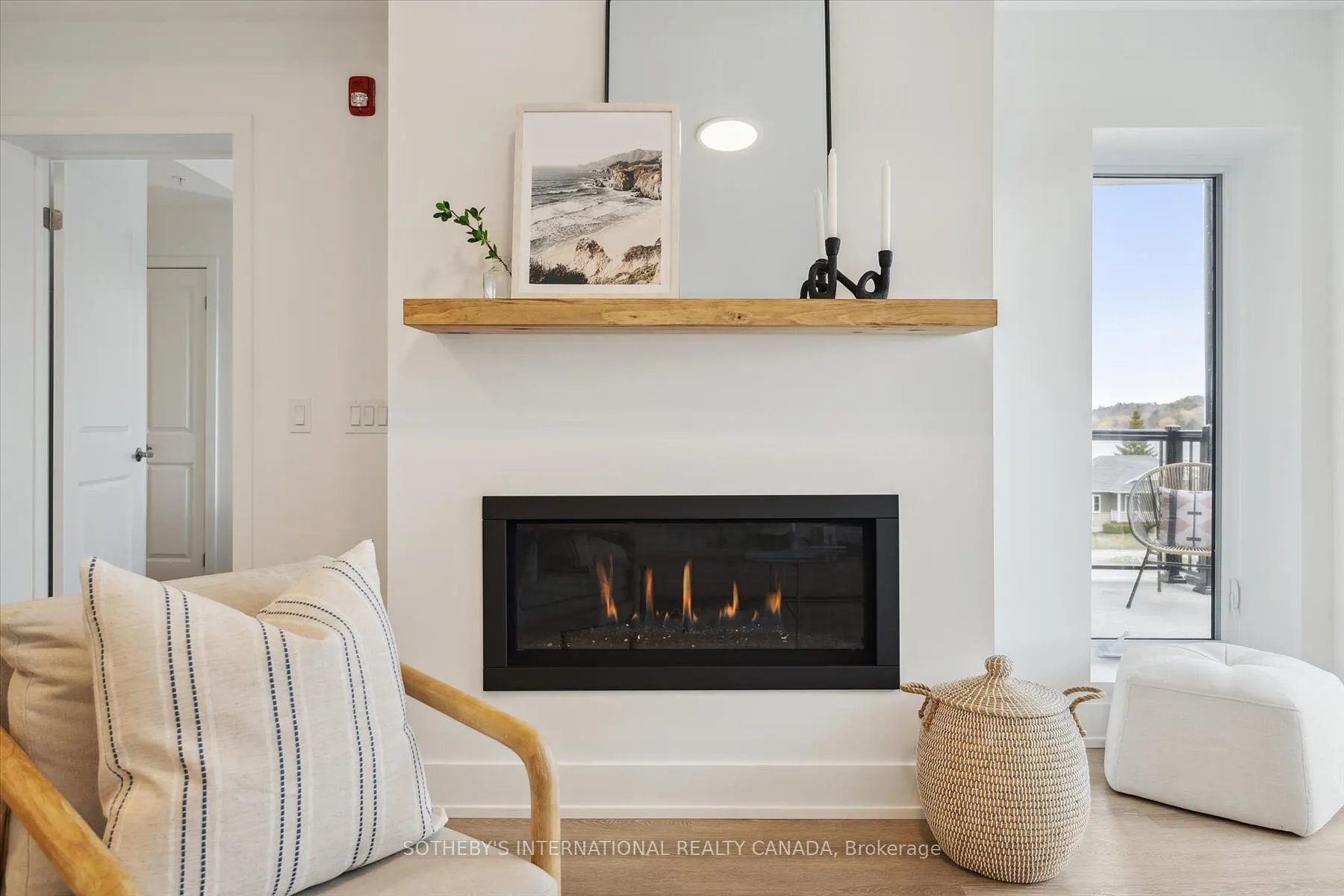 19B West Street N #306