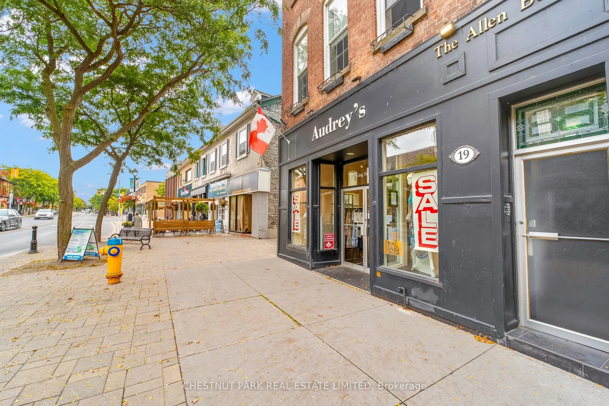 2-19 King Street W