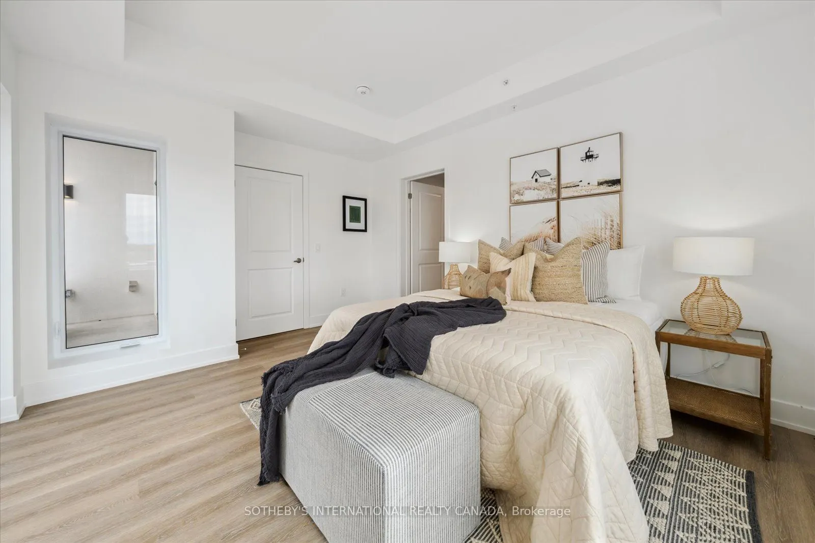 19B West Street N #201