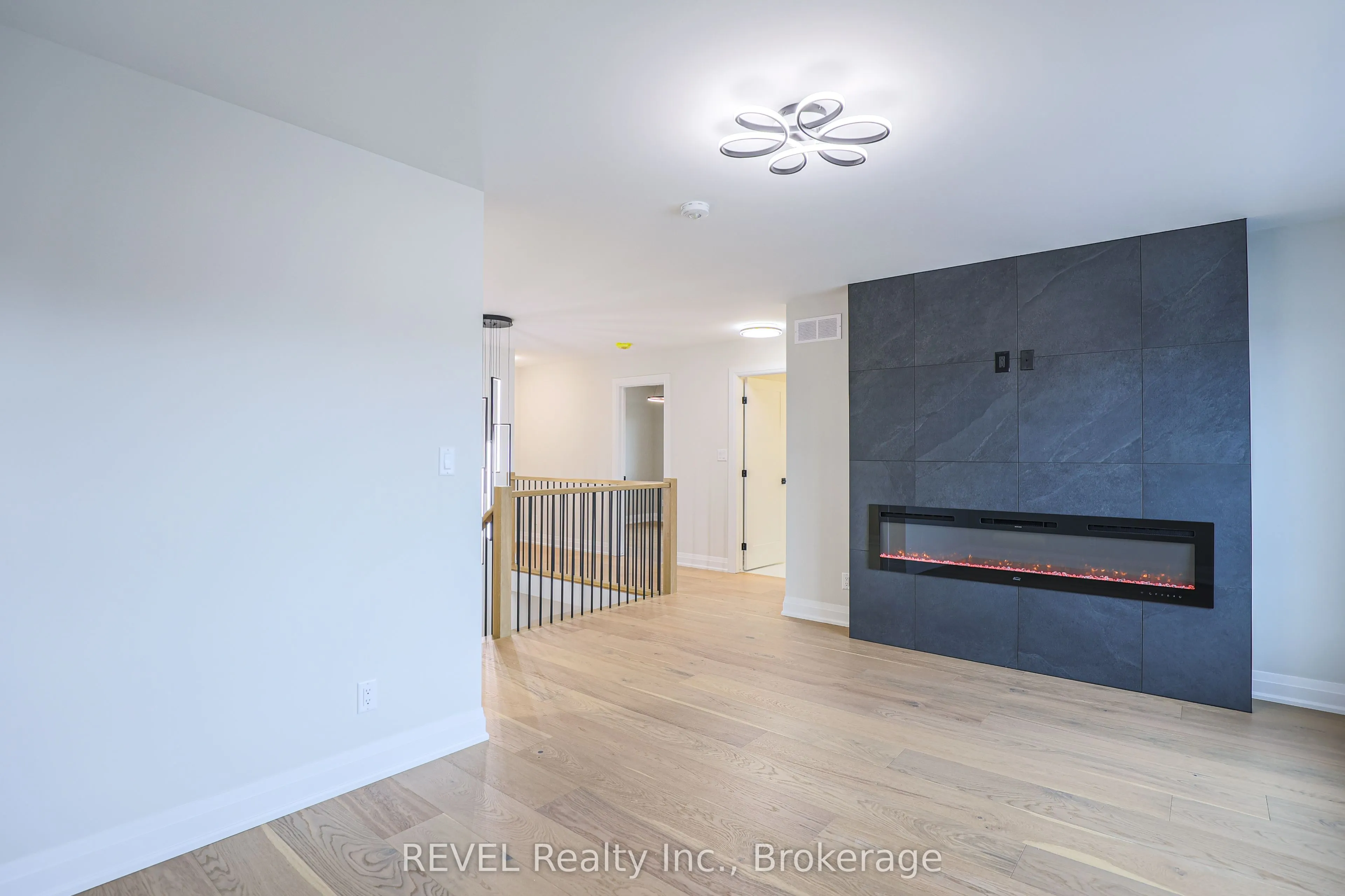 111 Acacia Road
