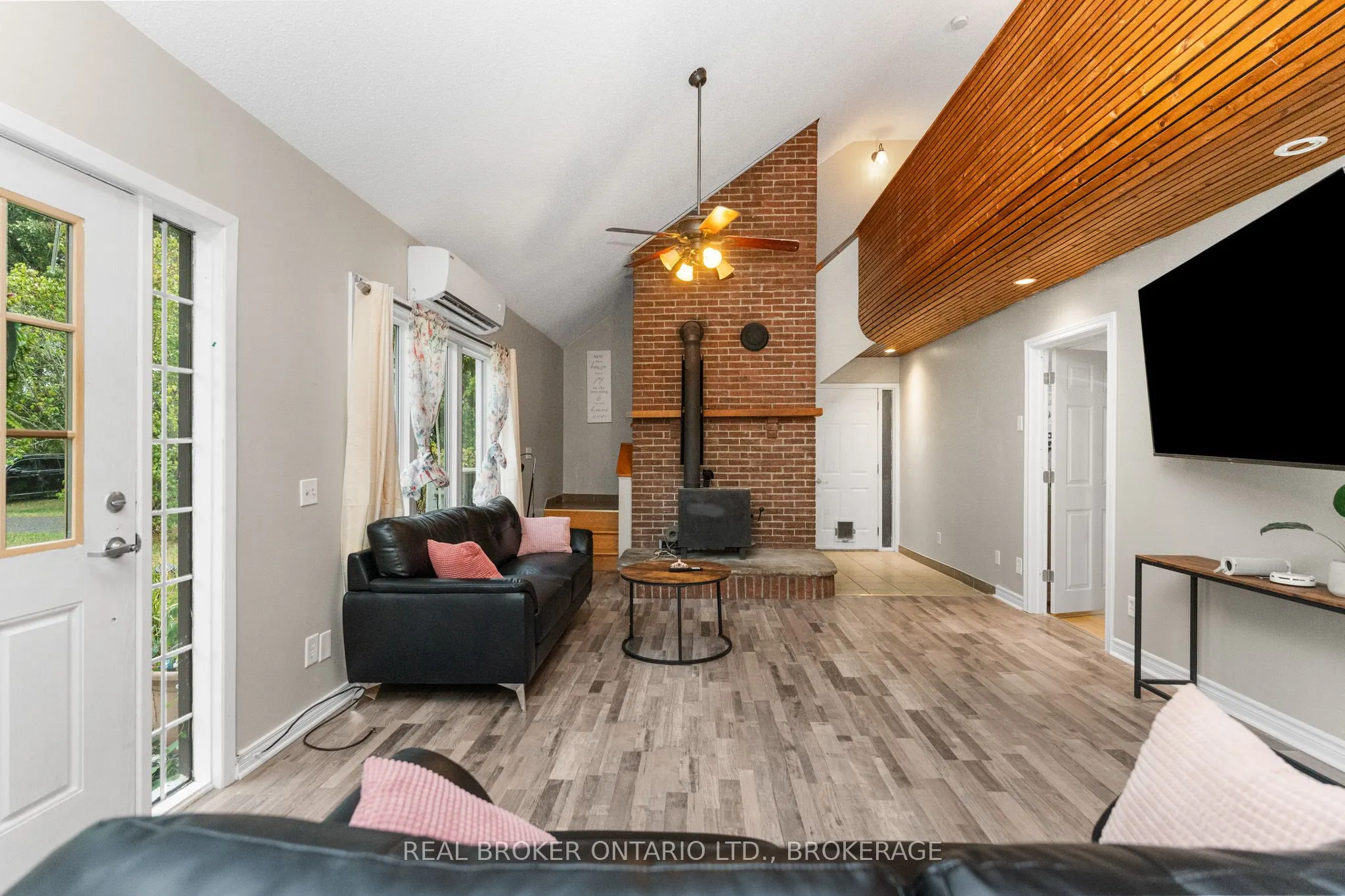 2268 Mcintyre Road