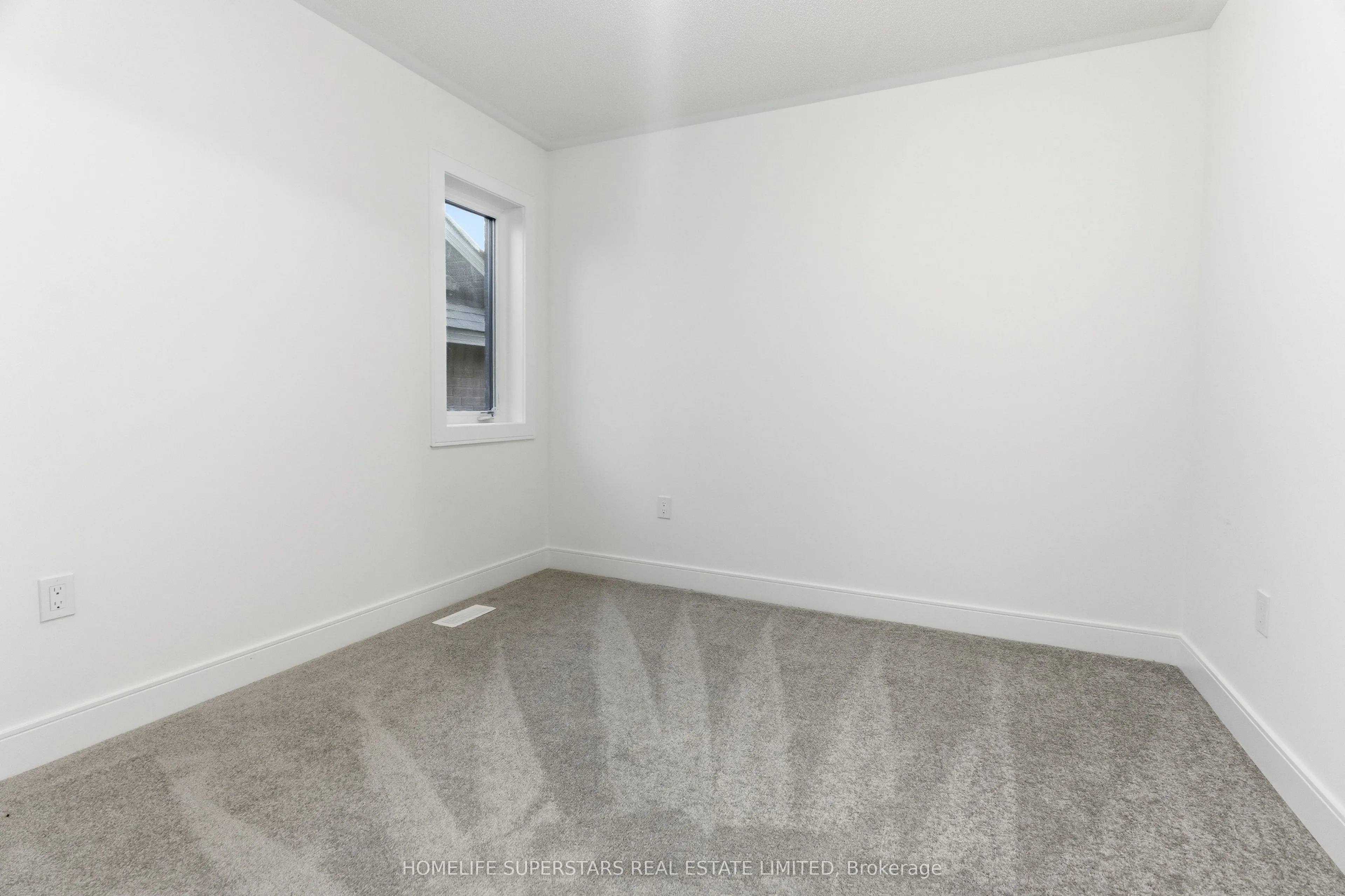 25 Mundell Road