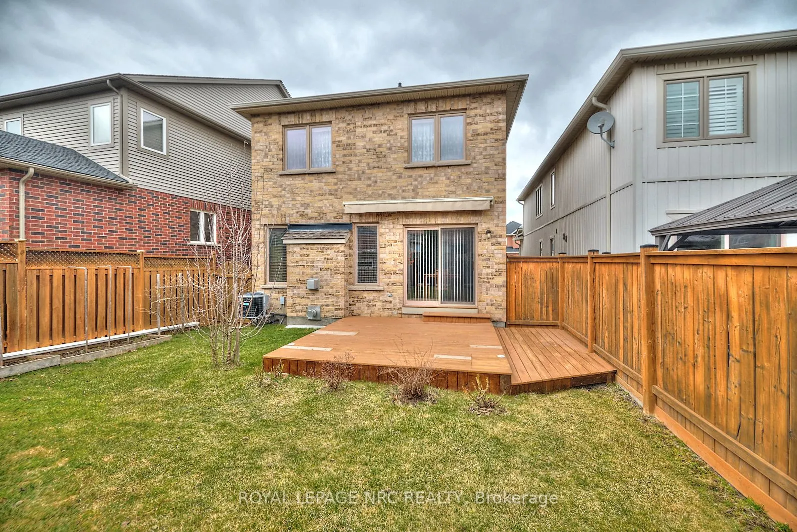 4 Alex Grant Place