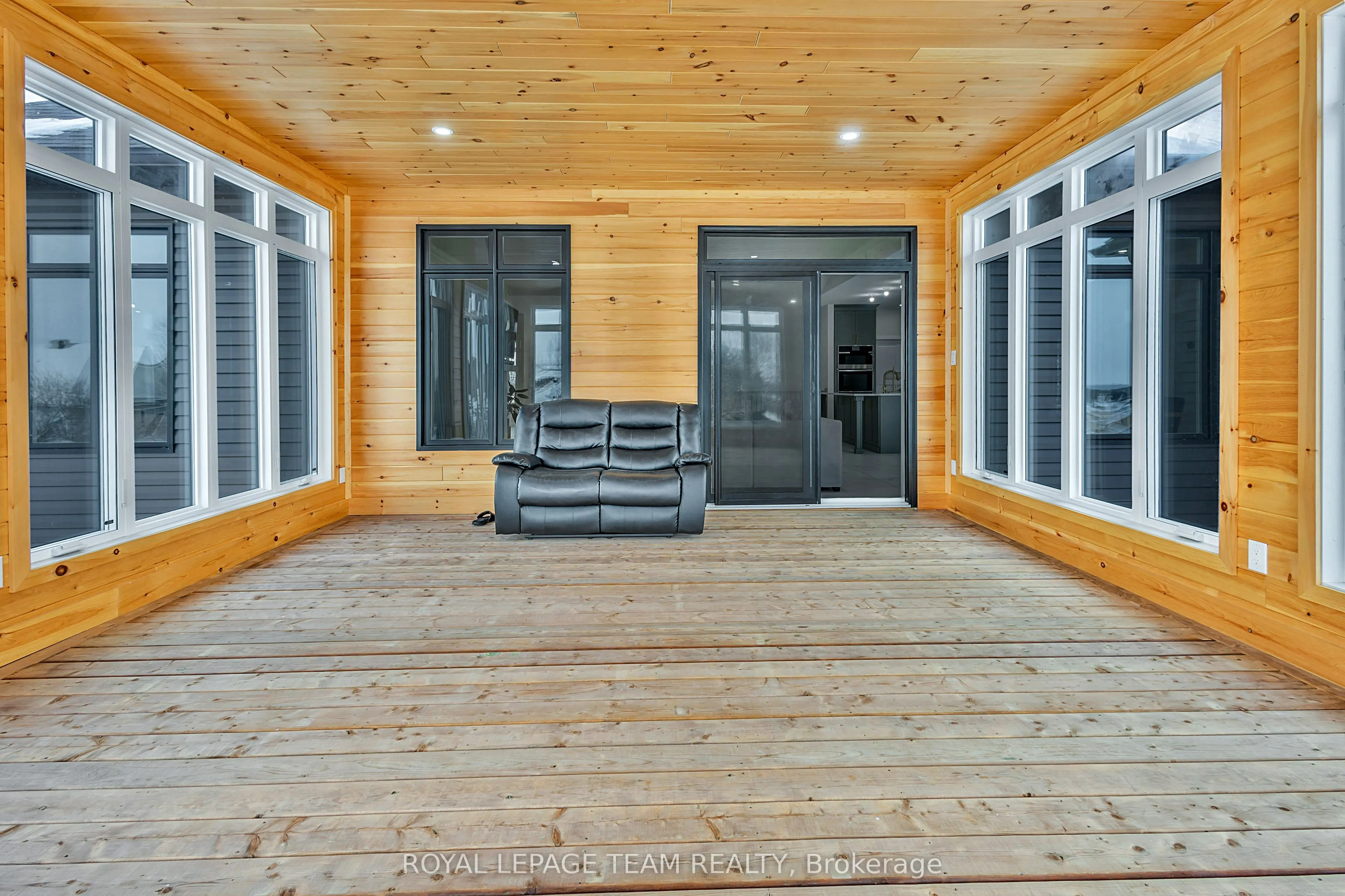 224 Trudeau Crescent