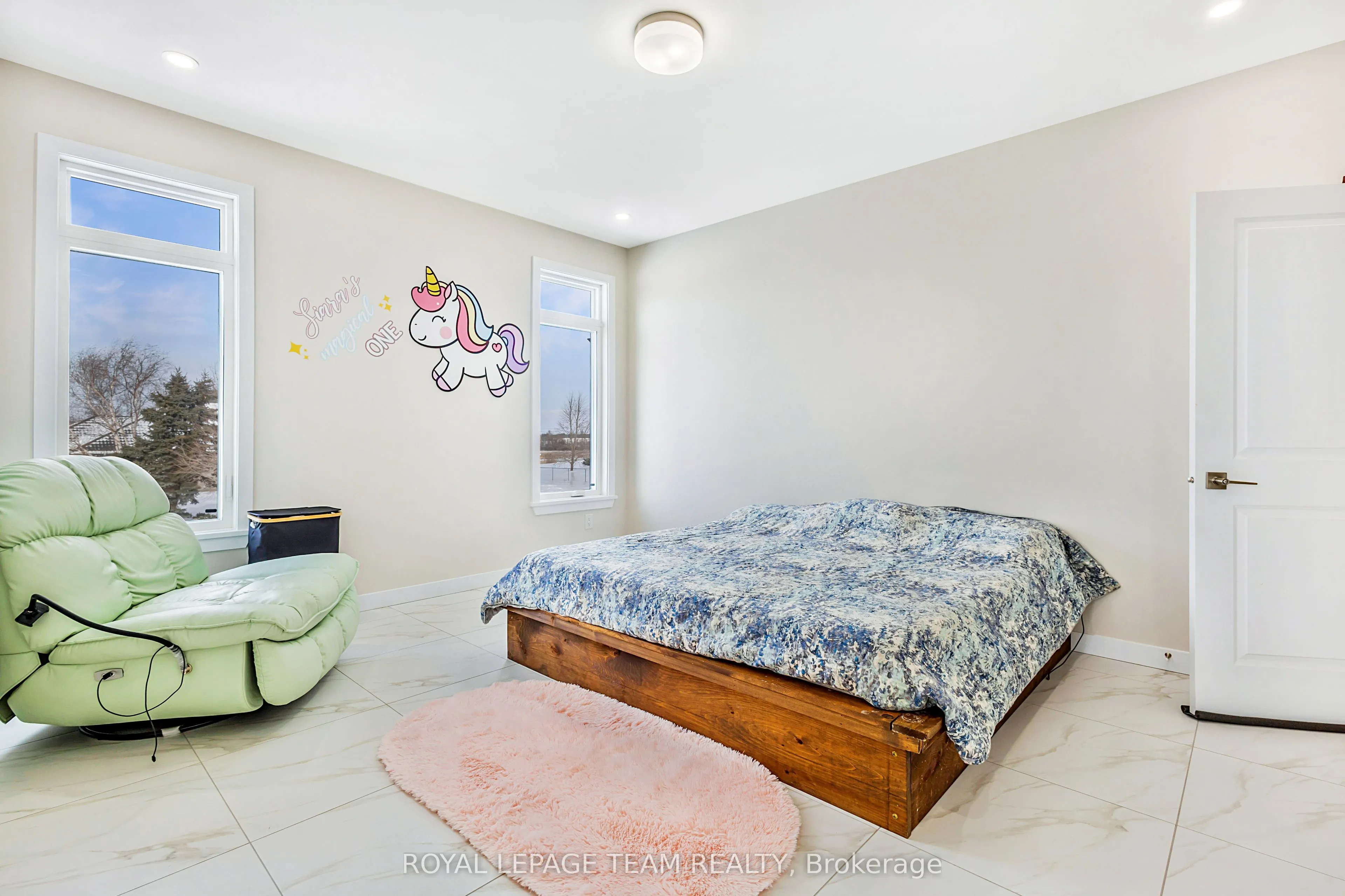 224 Trudeau Crescent
