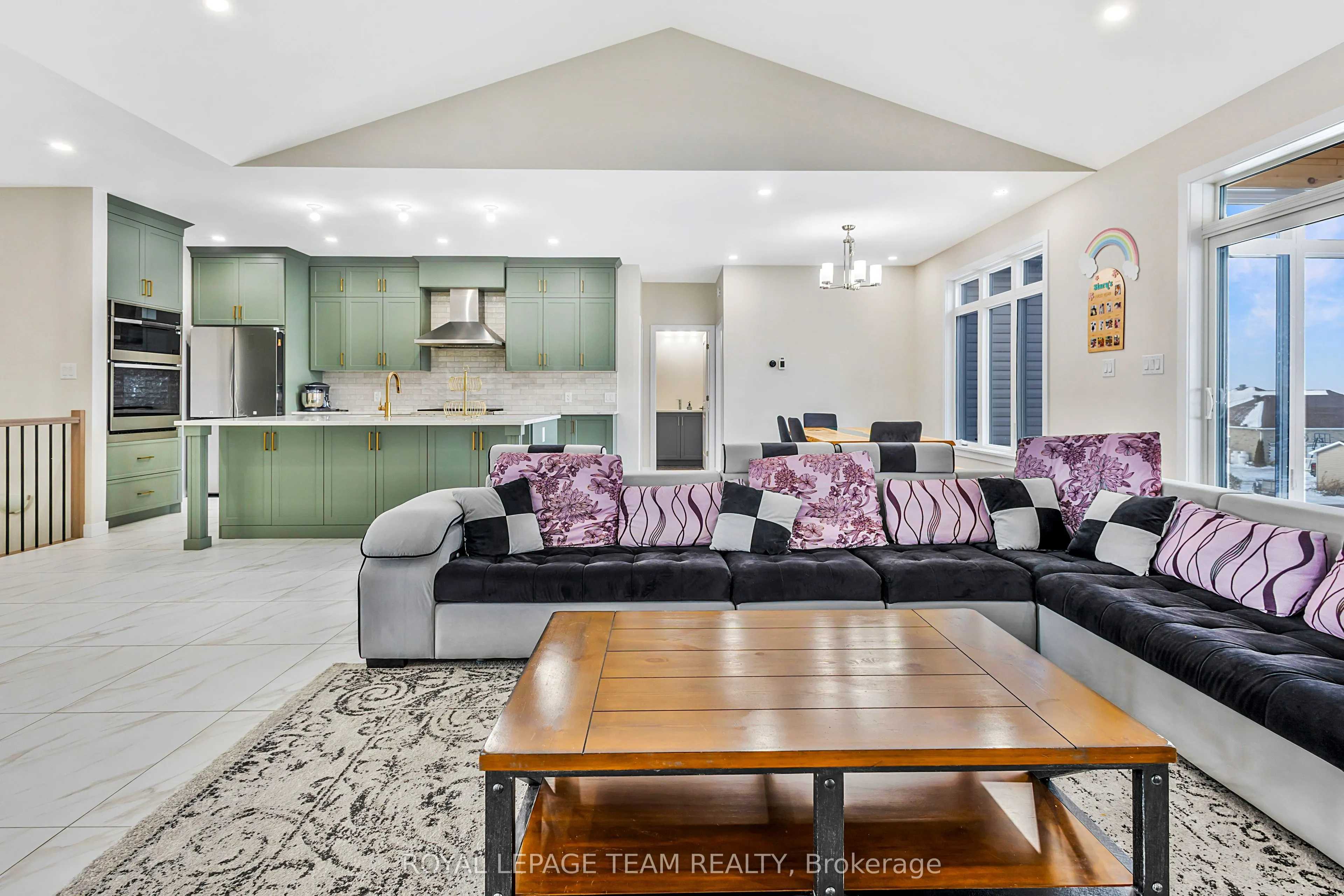 224 Trudeau Crescent