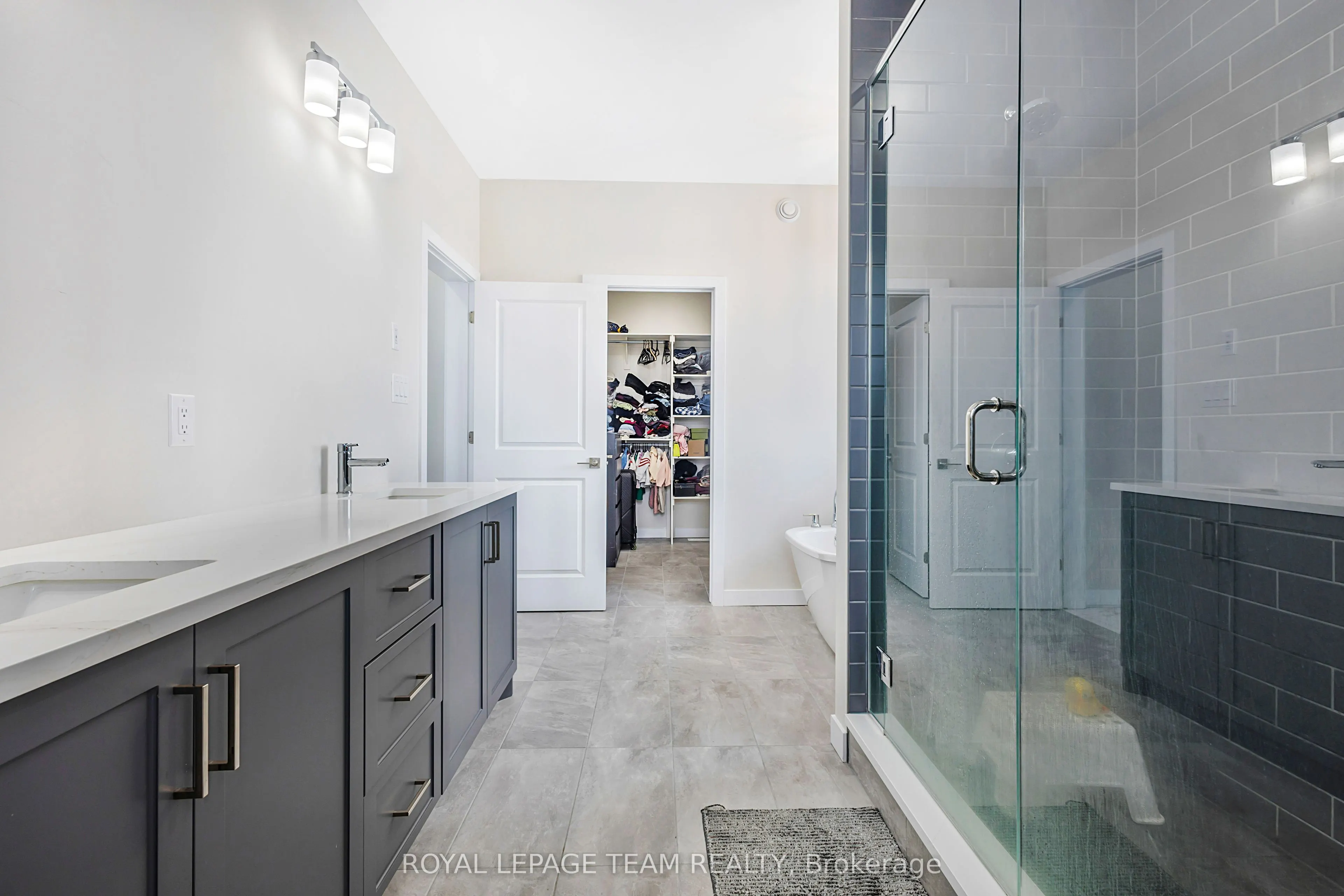 224 Trudeau Crescent
