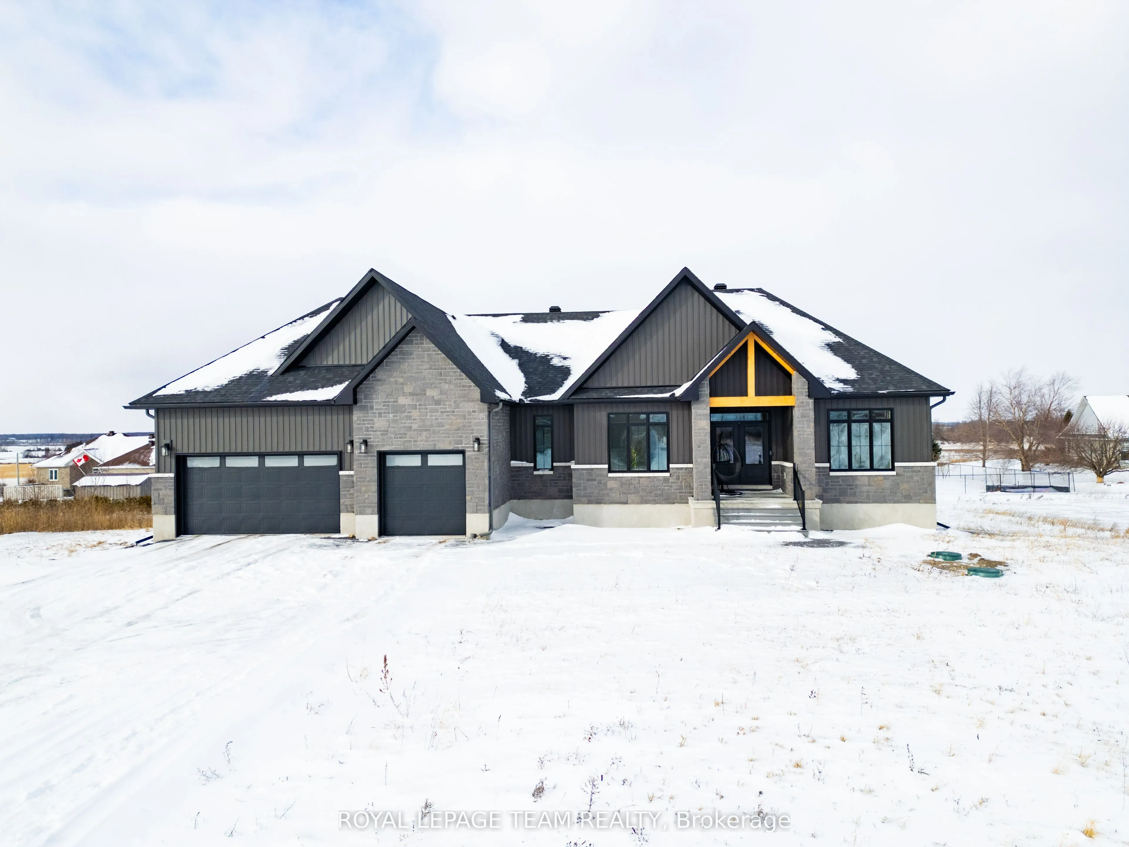 224 Trudeau Crescent