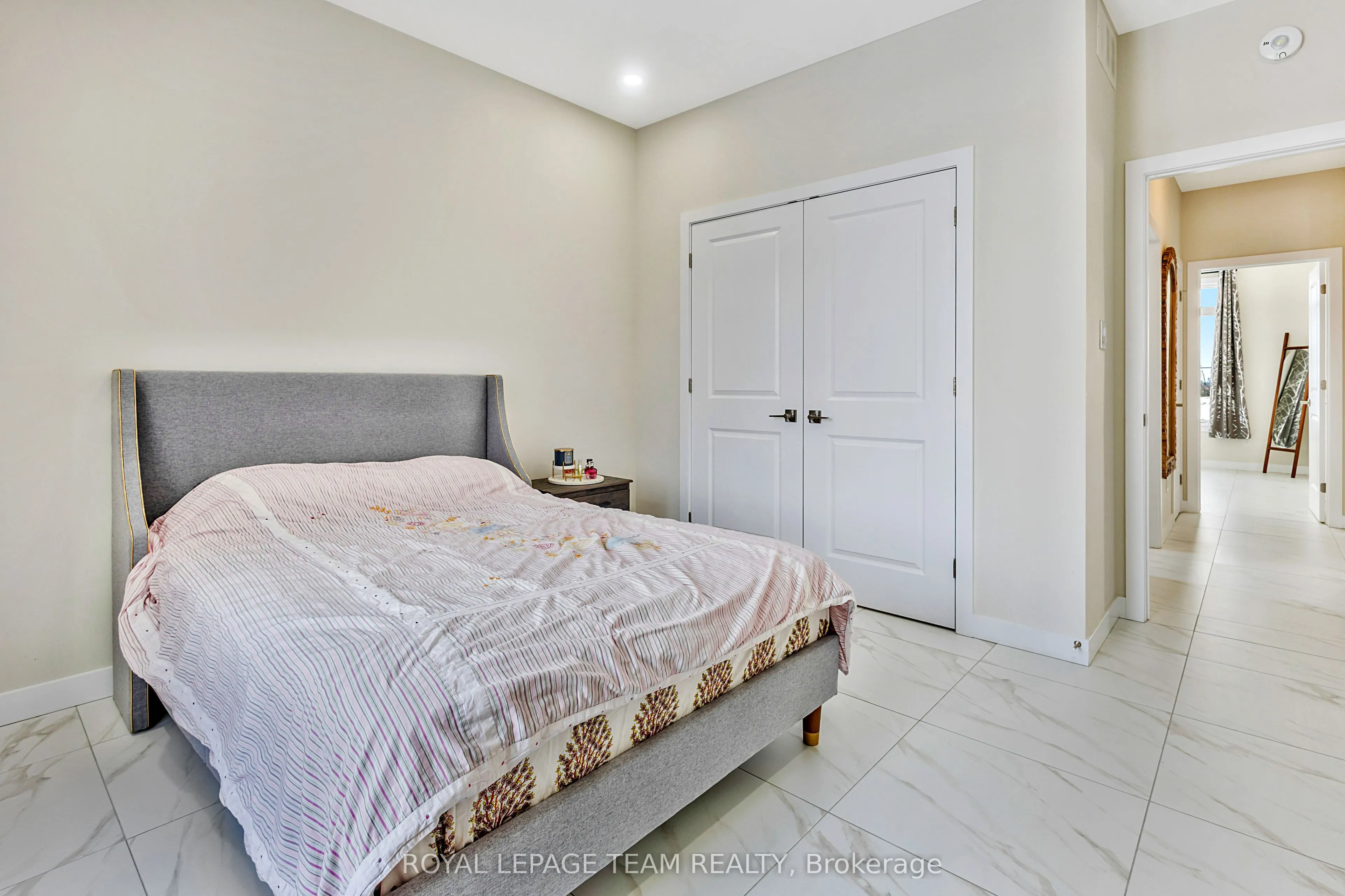 224 Trudeau Crescent