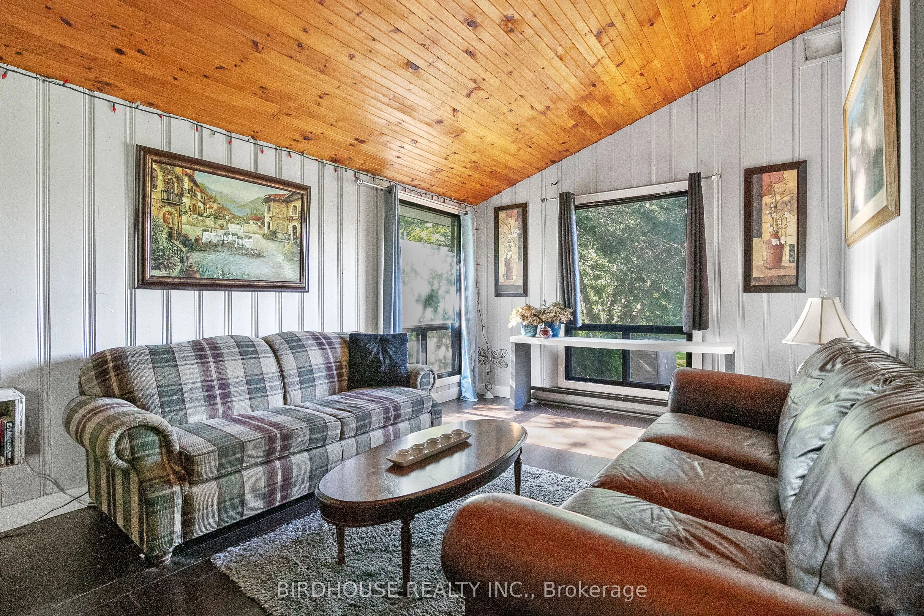 15 Cedar Nook Road