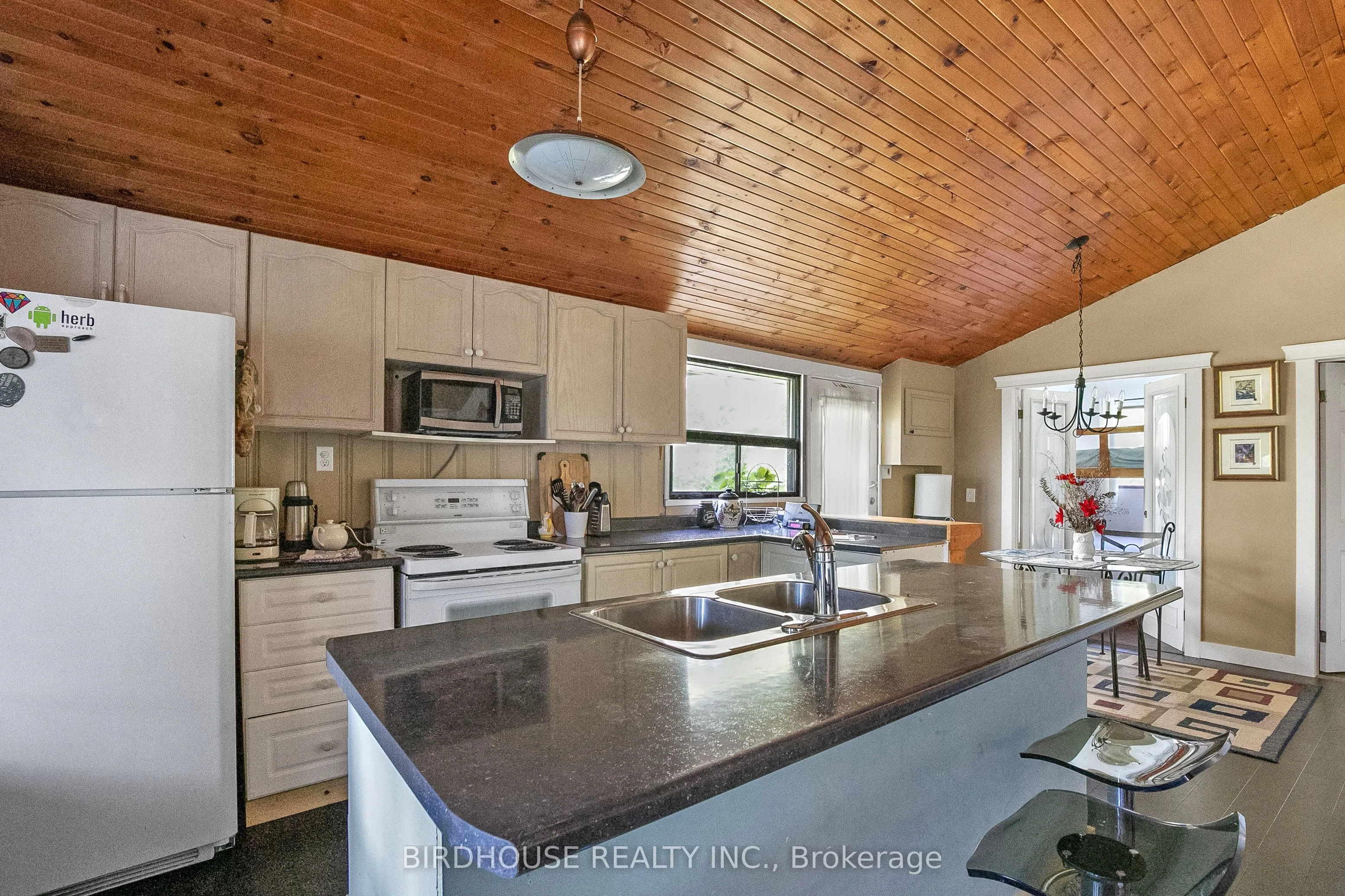 15 Cedar Nook Road