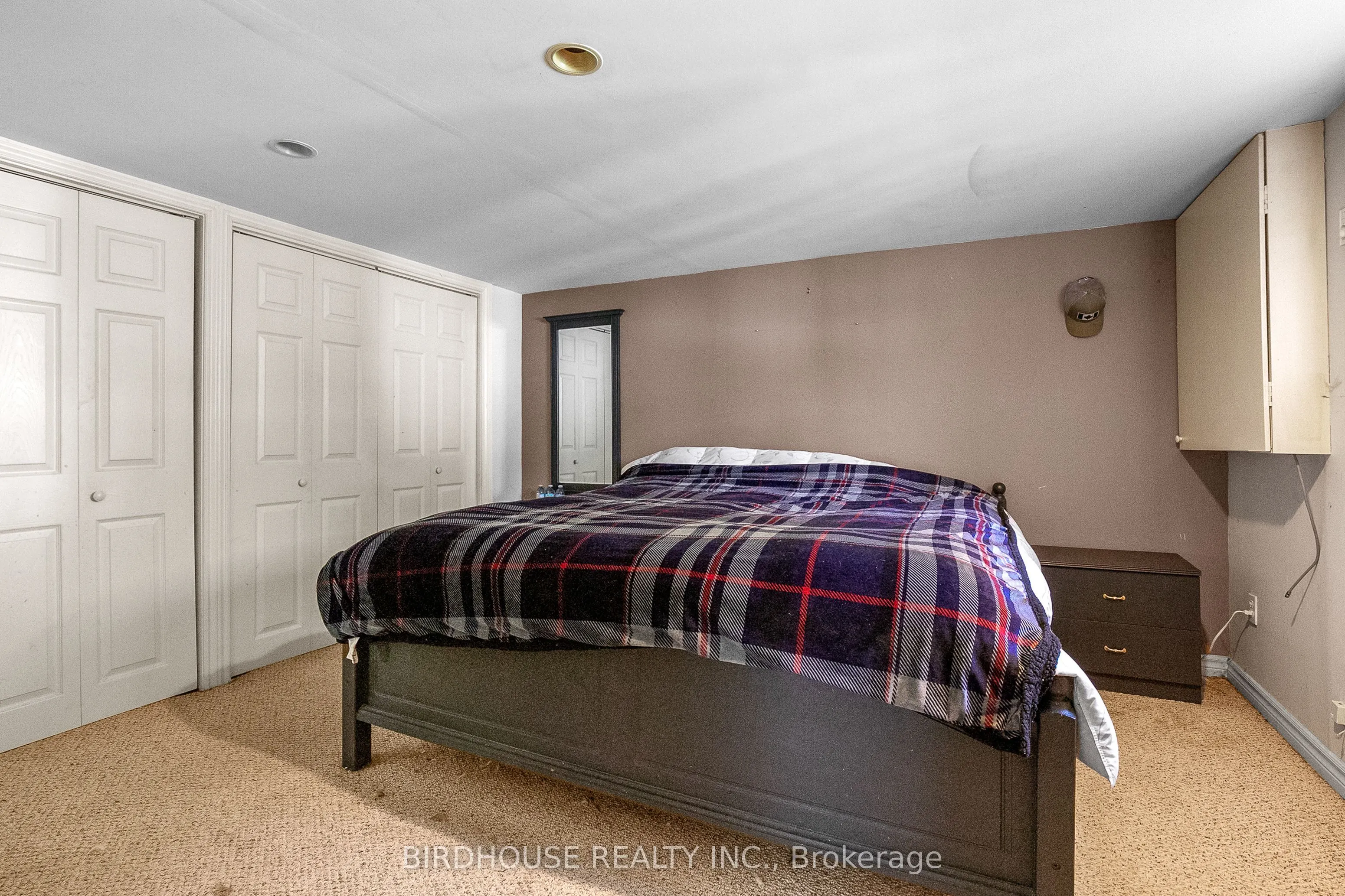 15 Cedar Nook Road