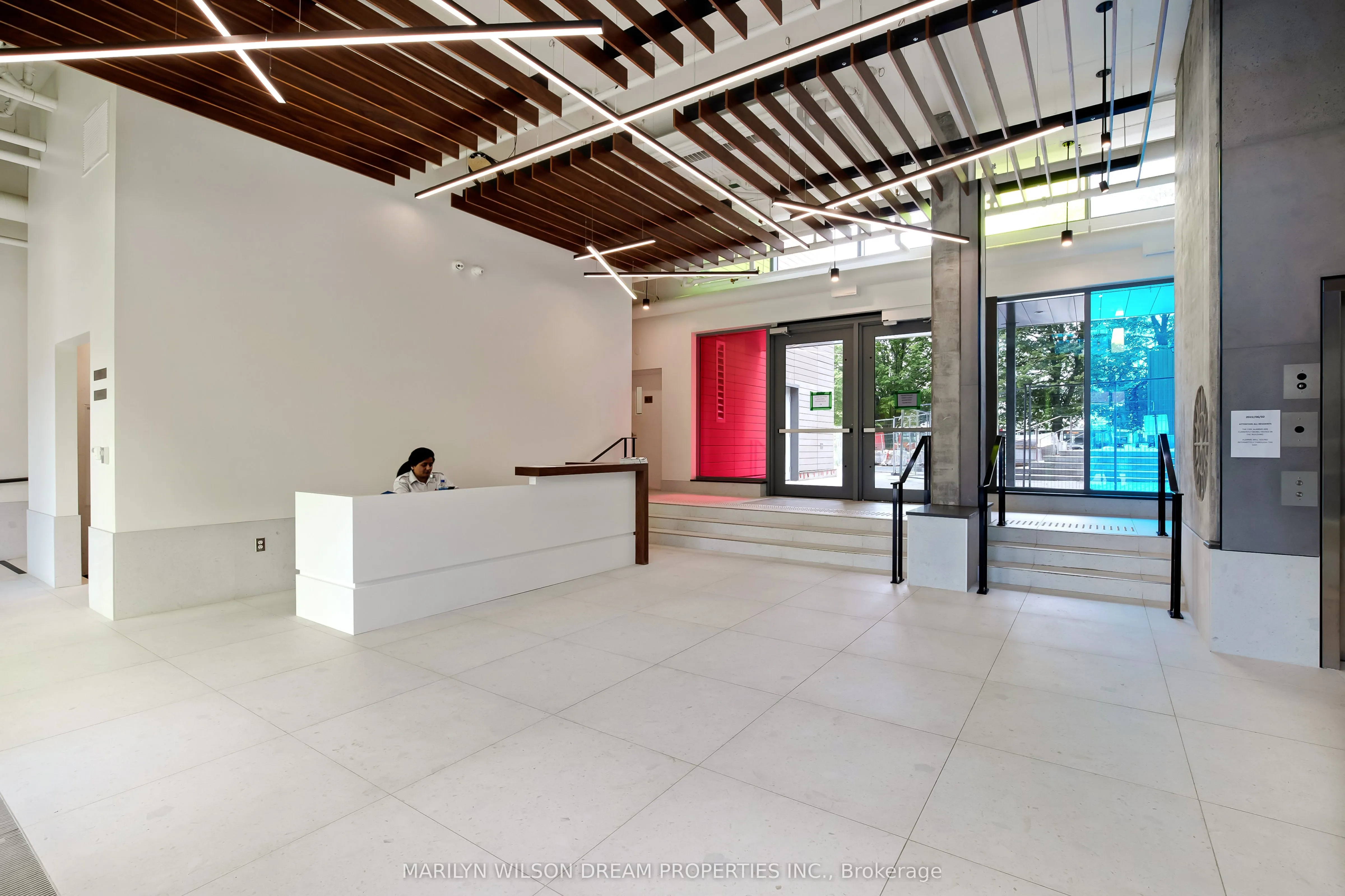 135 Barrette Street #601