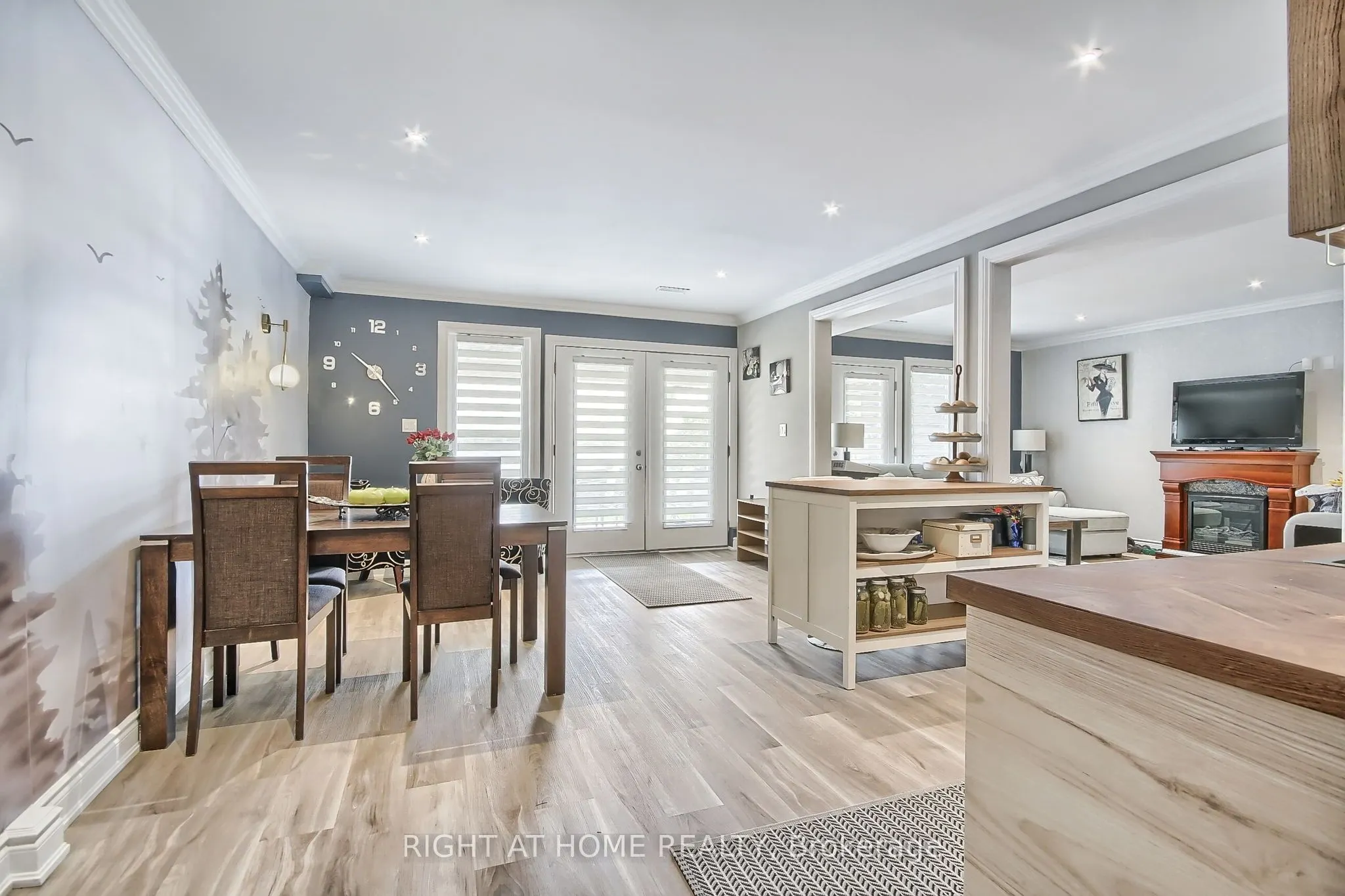 26 Beach Road