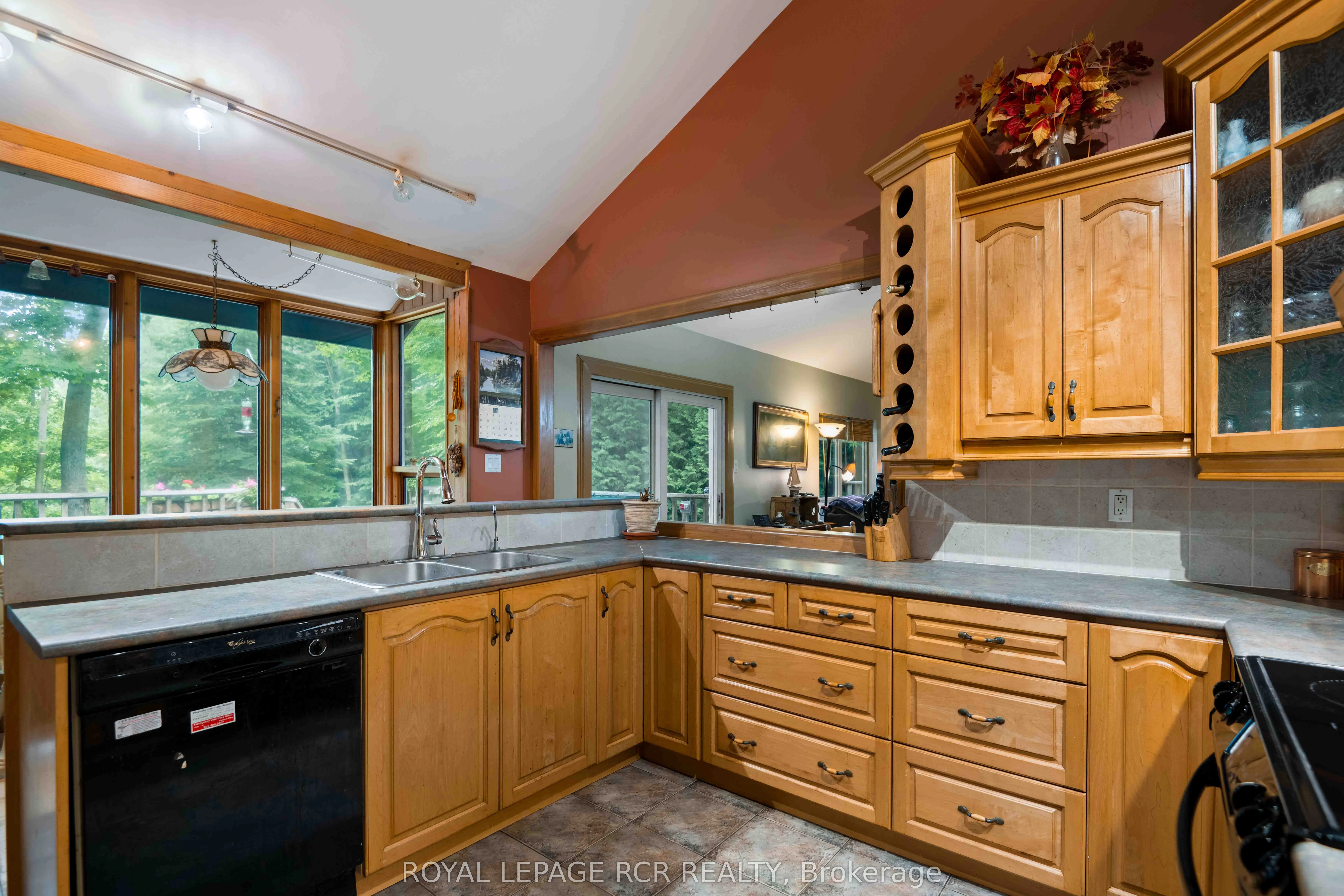 308392 Hockley Road