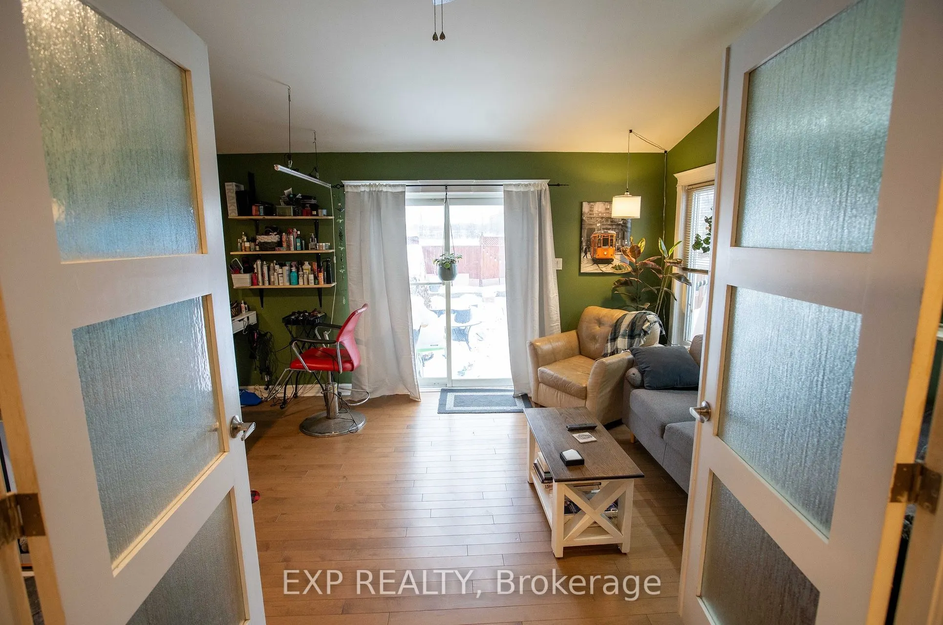 1108 Grenoble Crescent