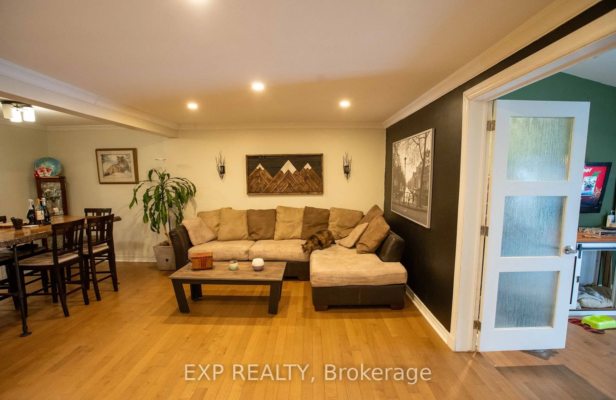 1108 Grenoble Crescent