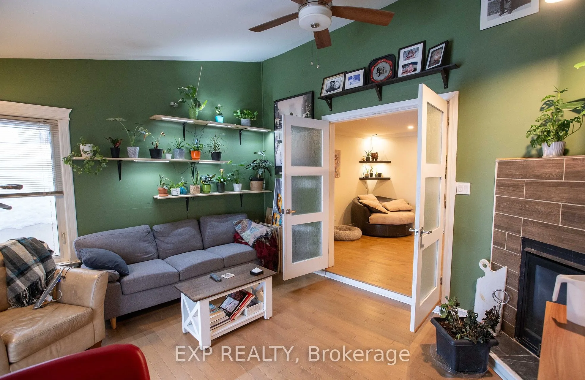 1108 Grenoble Crescent