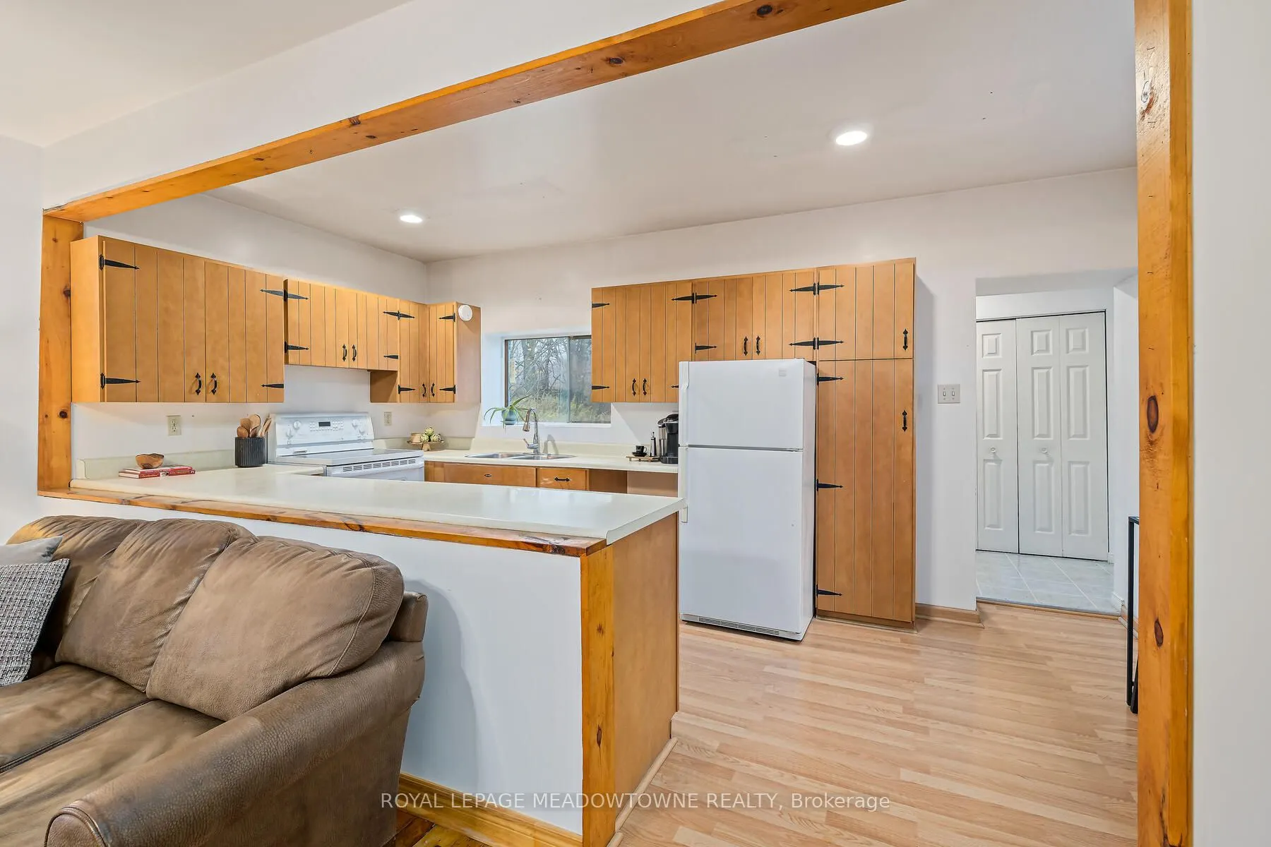 9328 Wellington Rd 50 Road