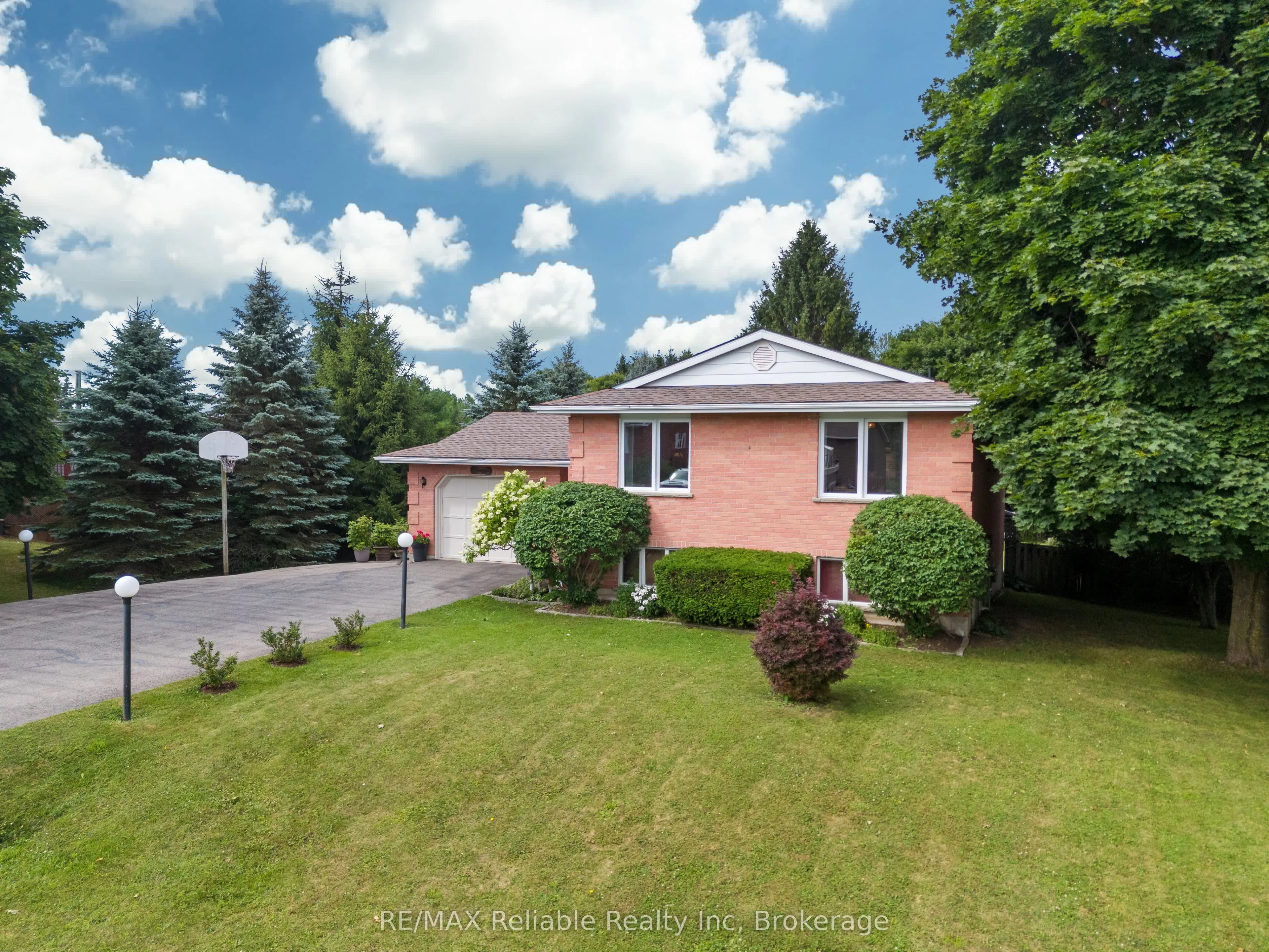 25 Jordan Drive