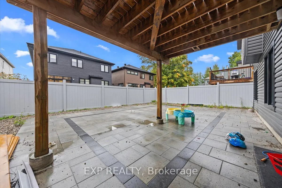 348 Abbeydale Circle