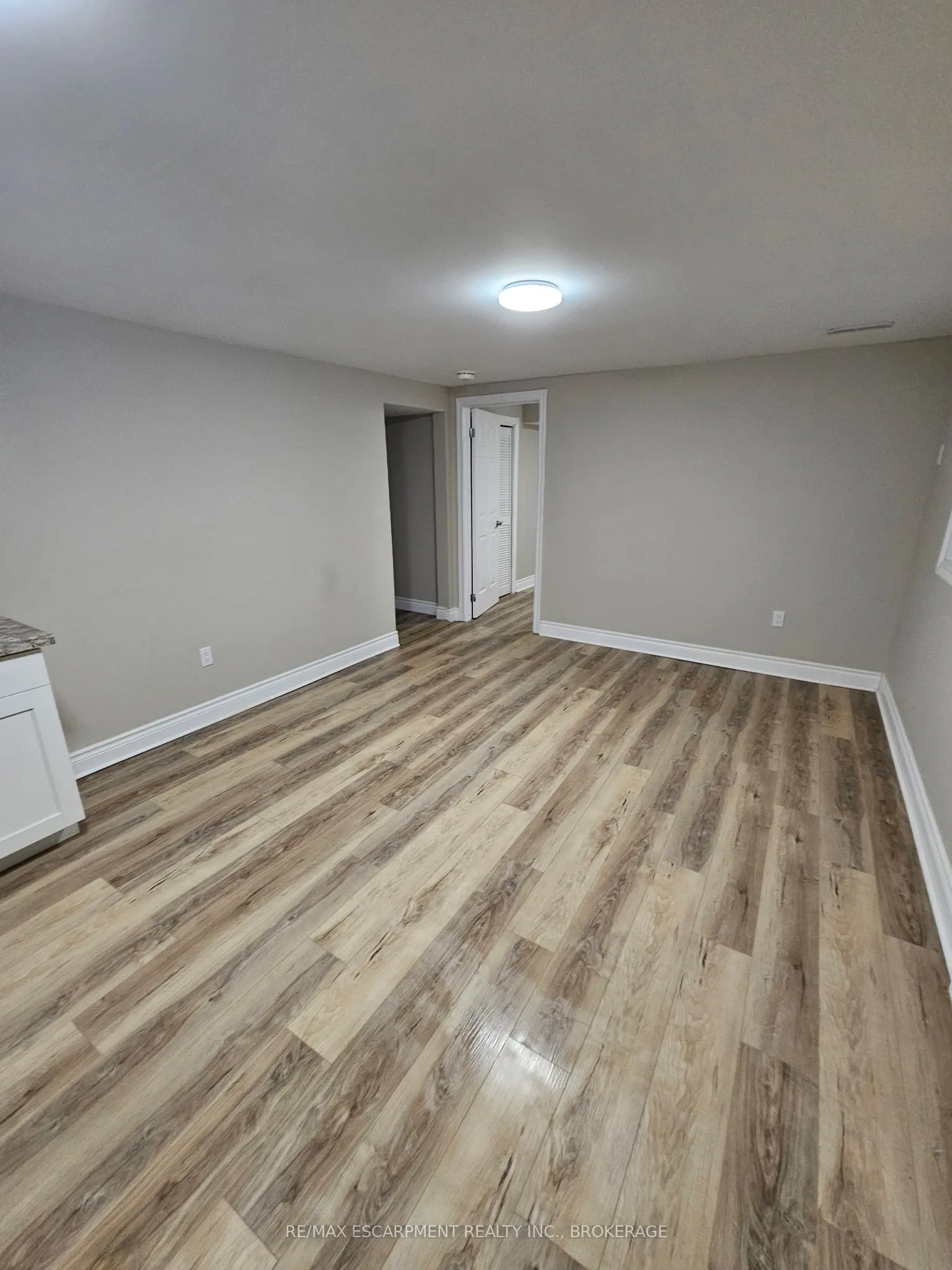 539 Woodlawn Road #2