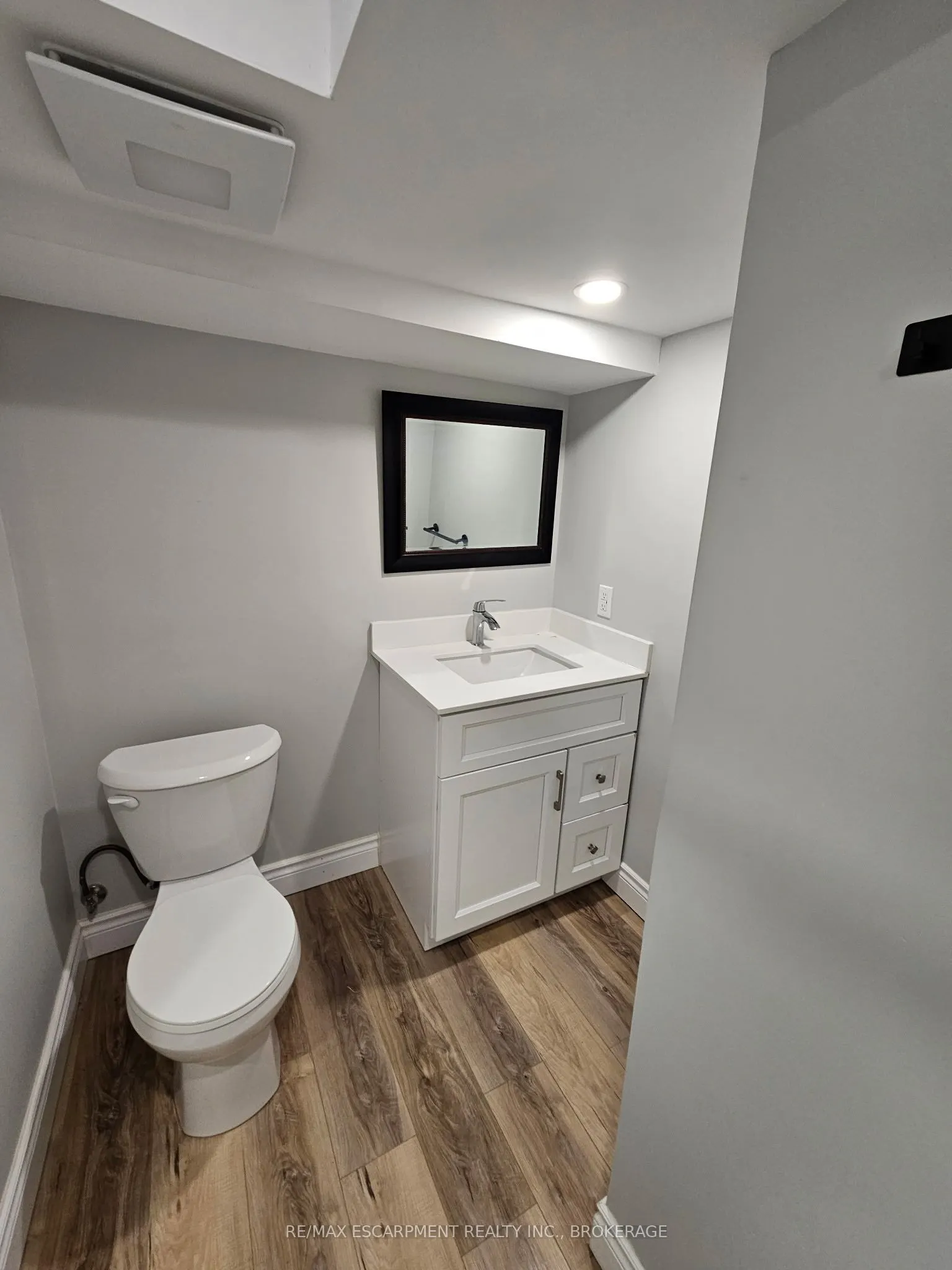 539 Woodlawn Road #2