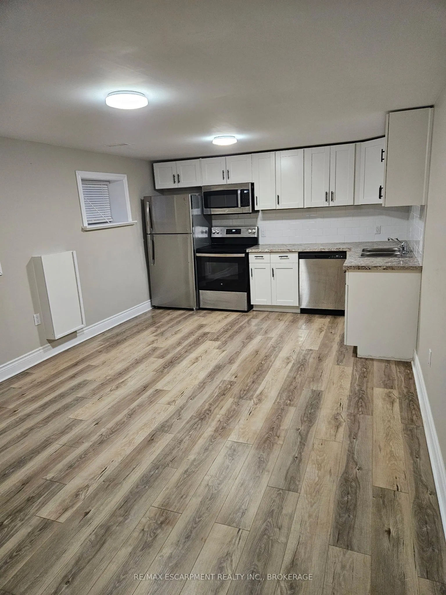539 Woodlawn Road #2