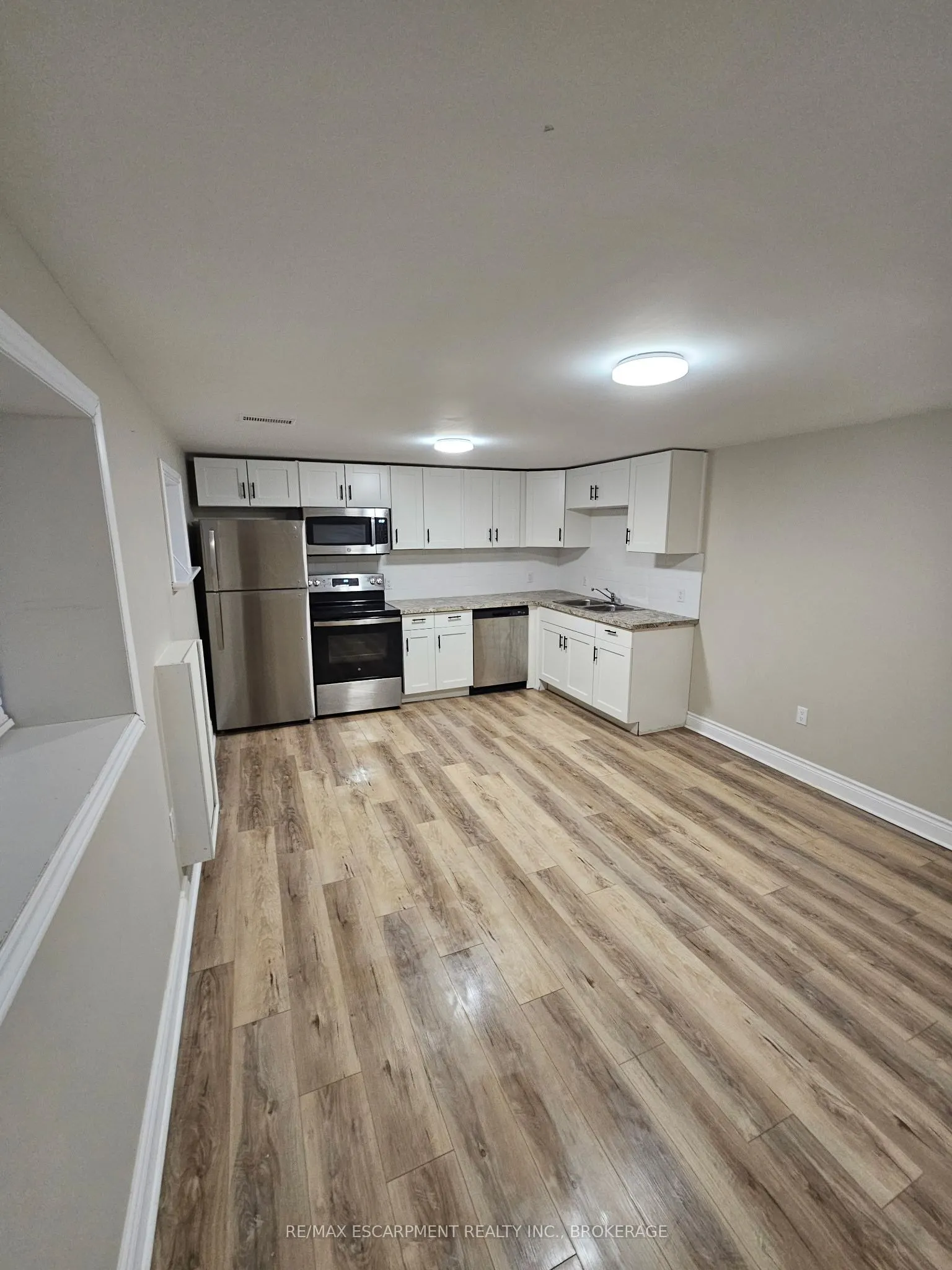 539 Woodlawn Road #2