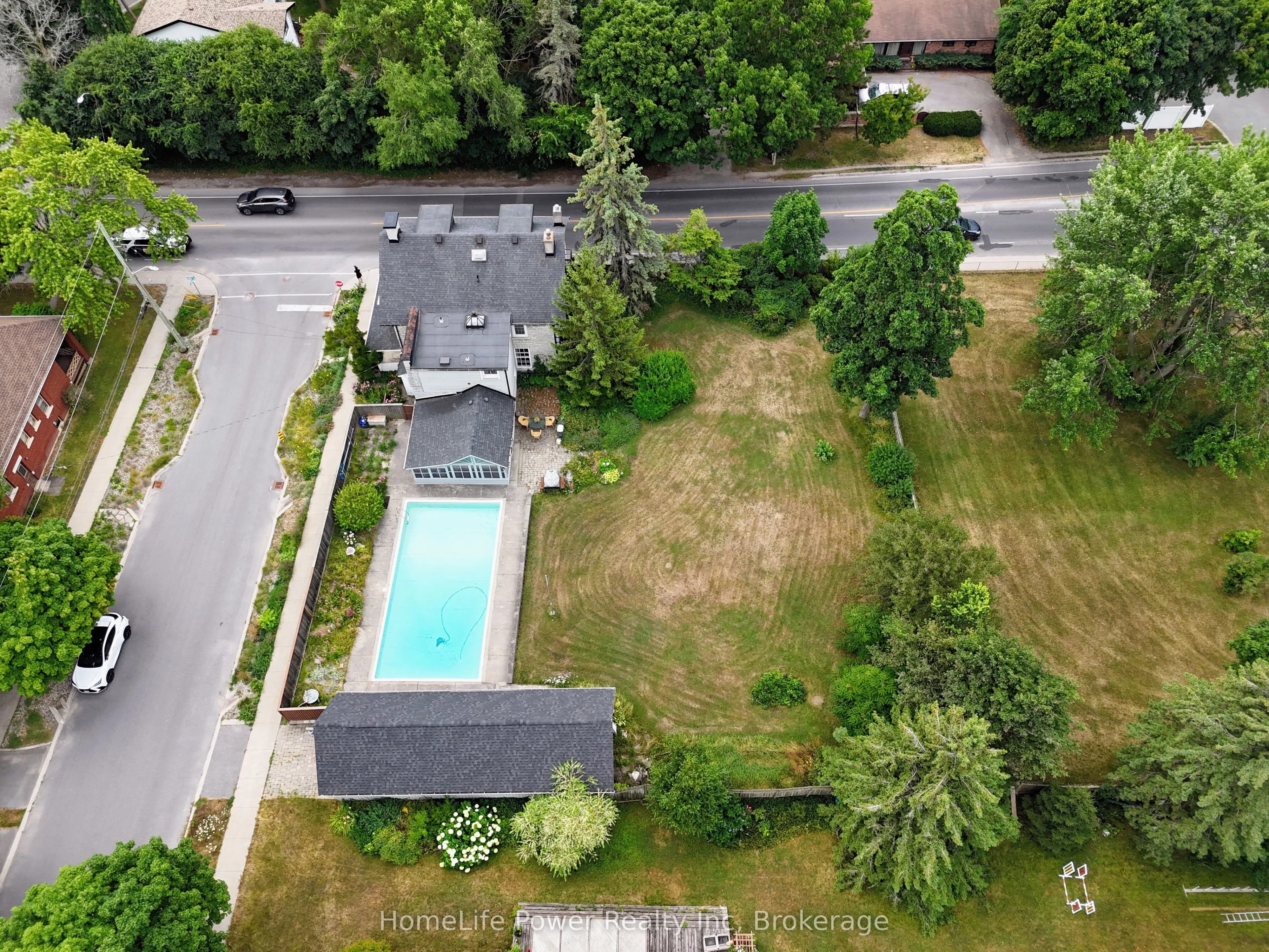 2 Alwington Avenue