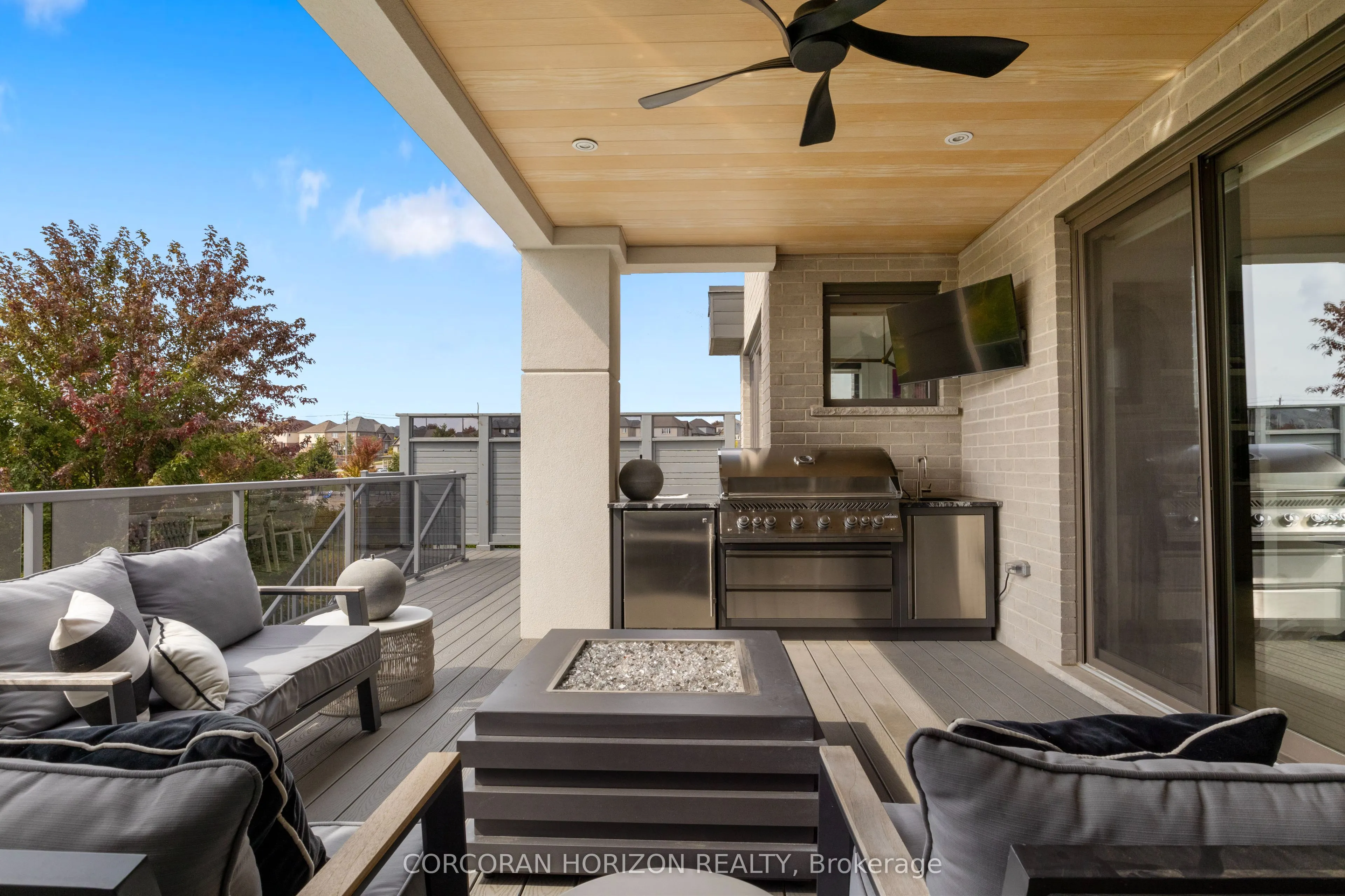 920 Thomas Pedder Court