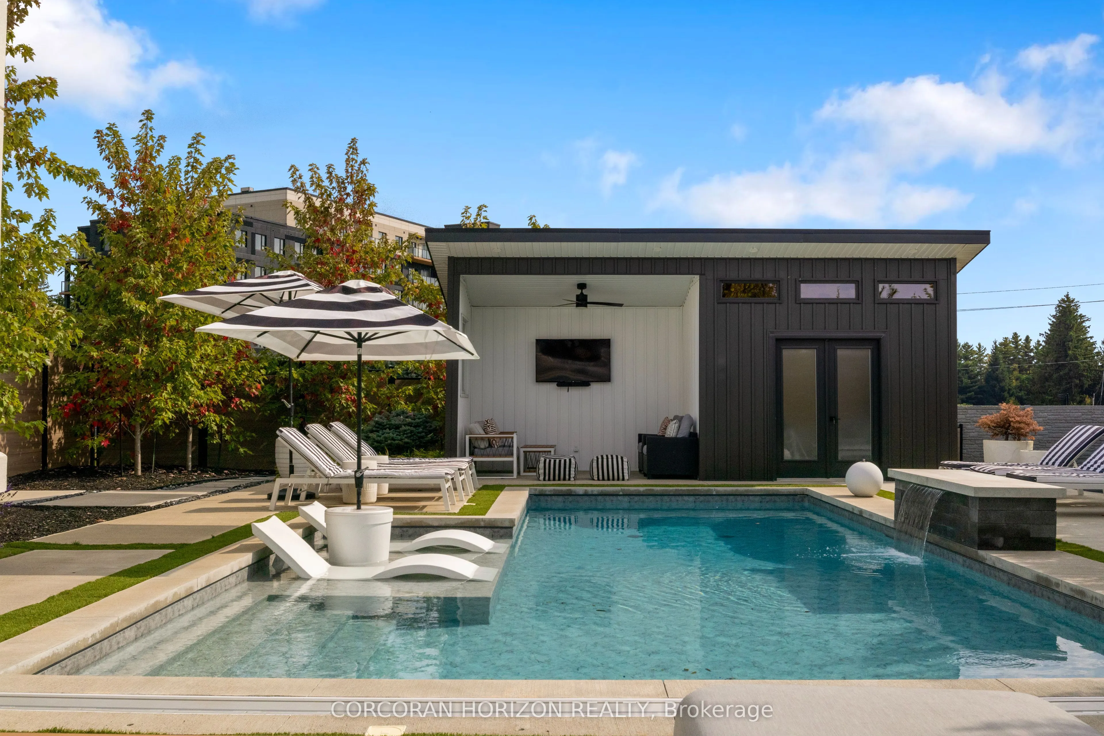 920 Thomas Pedder Court