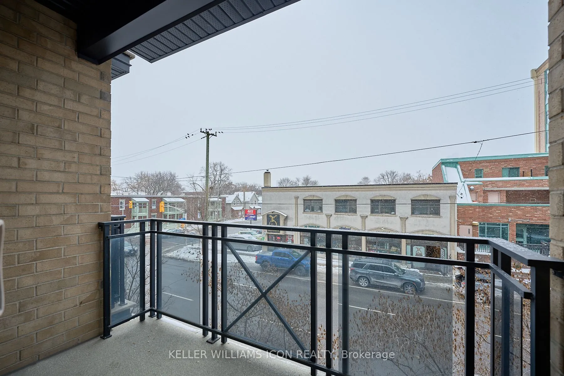 429 Kent Street #320