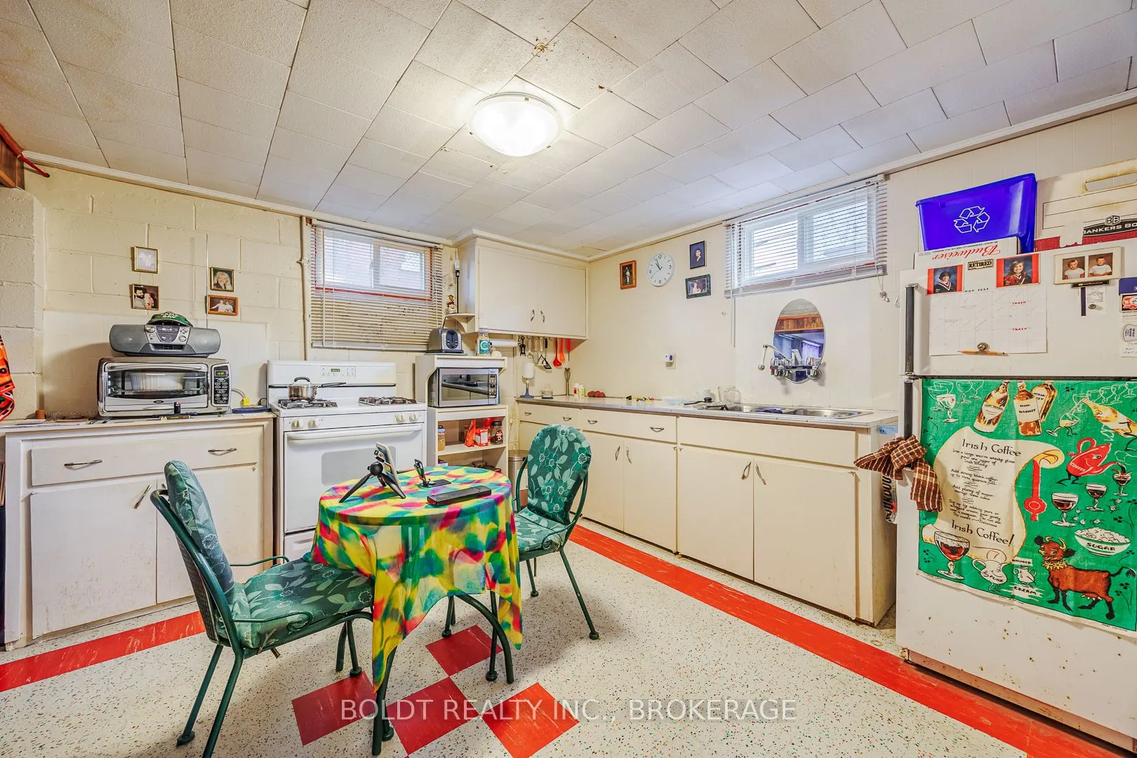 24 Winslow Crescent