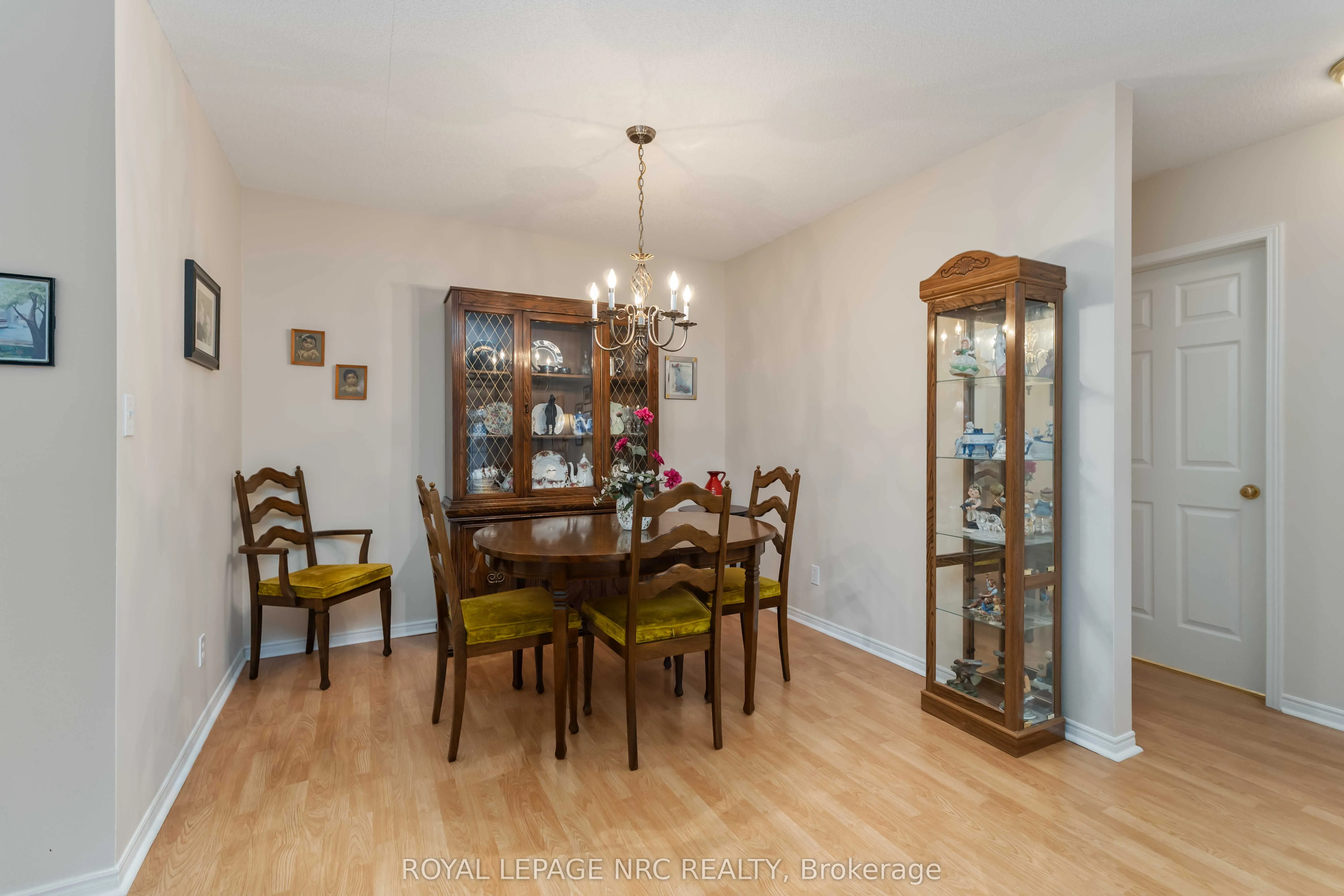 4090 John Charles Boulevard #104