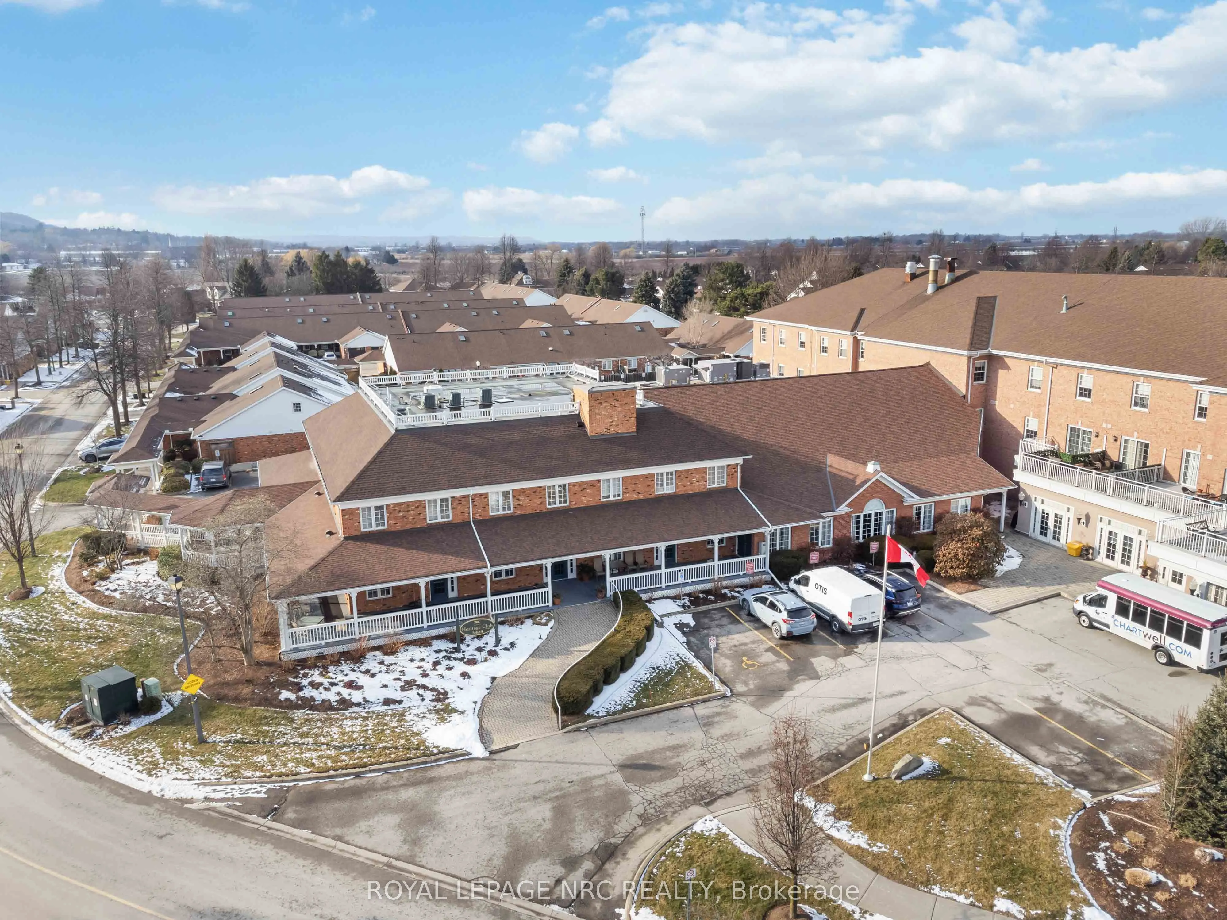 4090 John Charles Boulevard #104