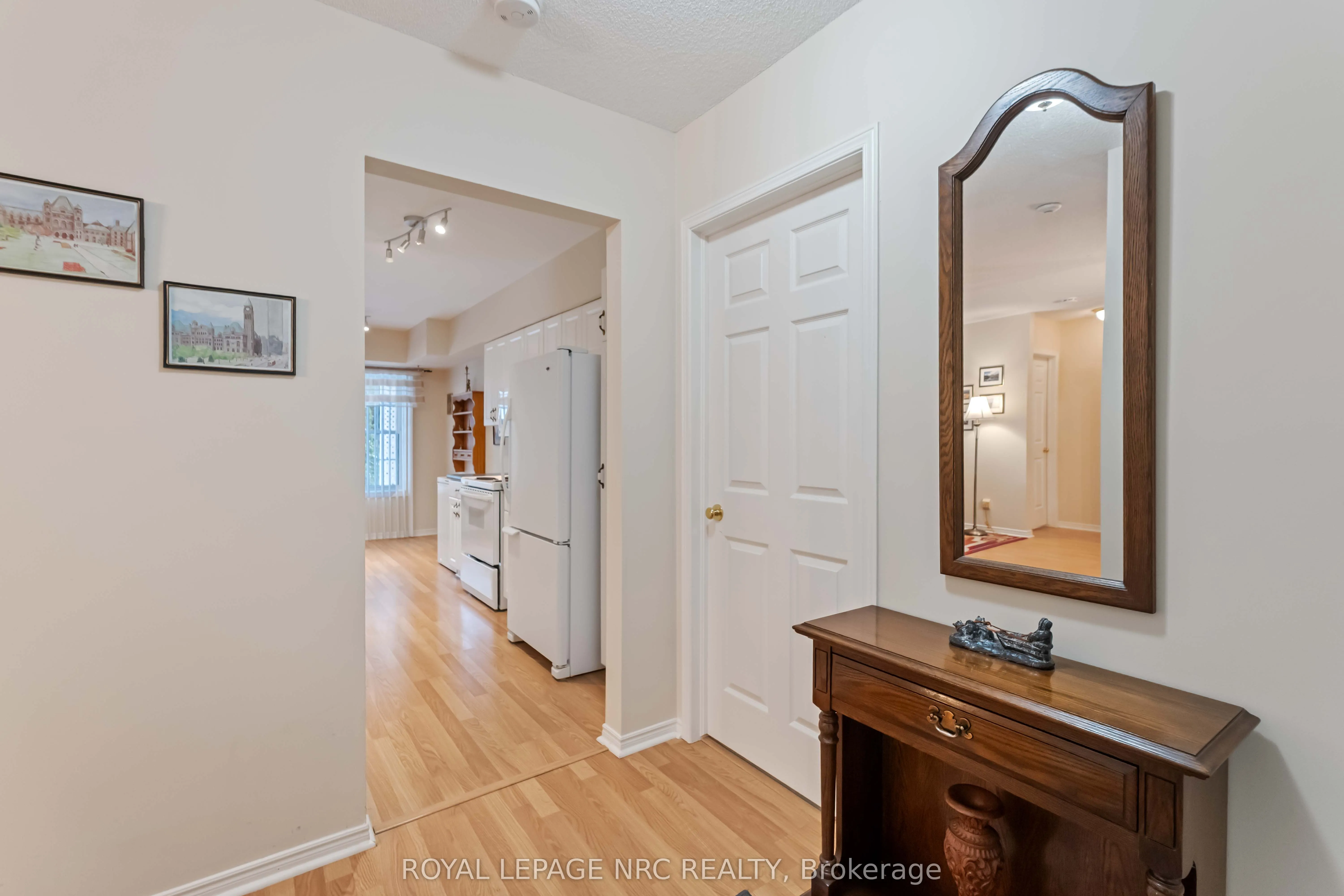 4090 John Charles Boulevard #104