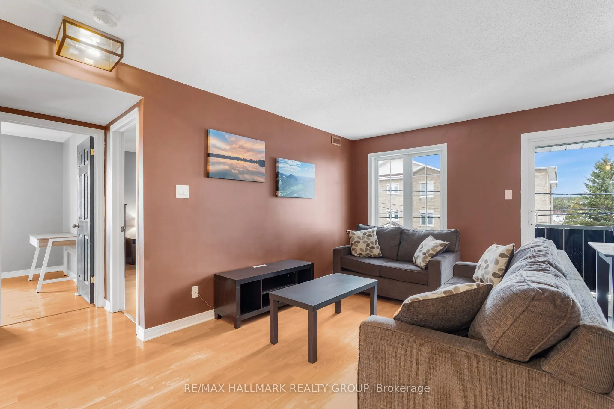 1005 Laurier Street #302