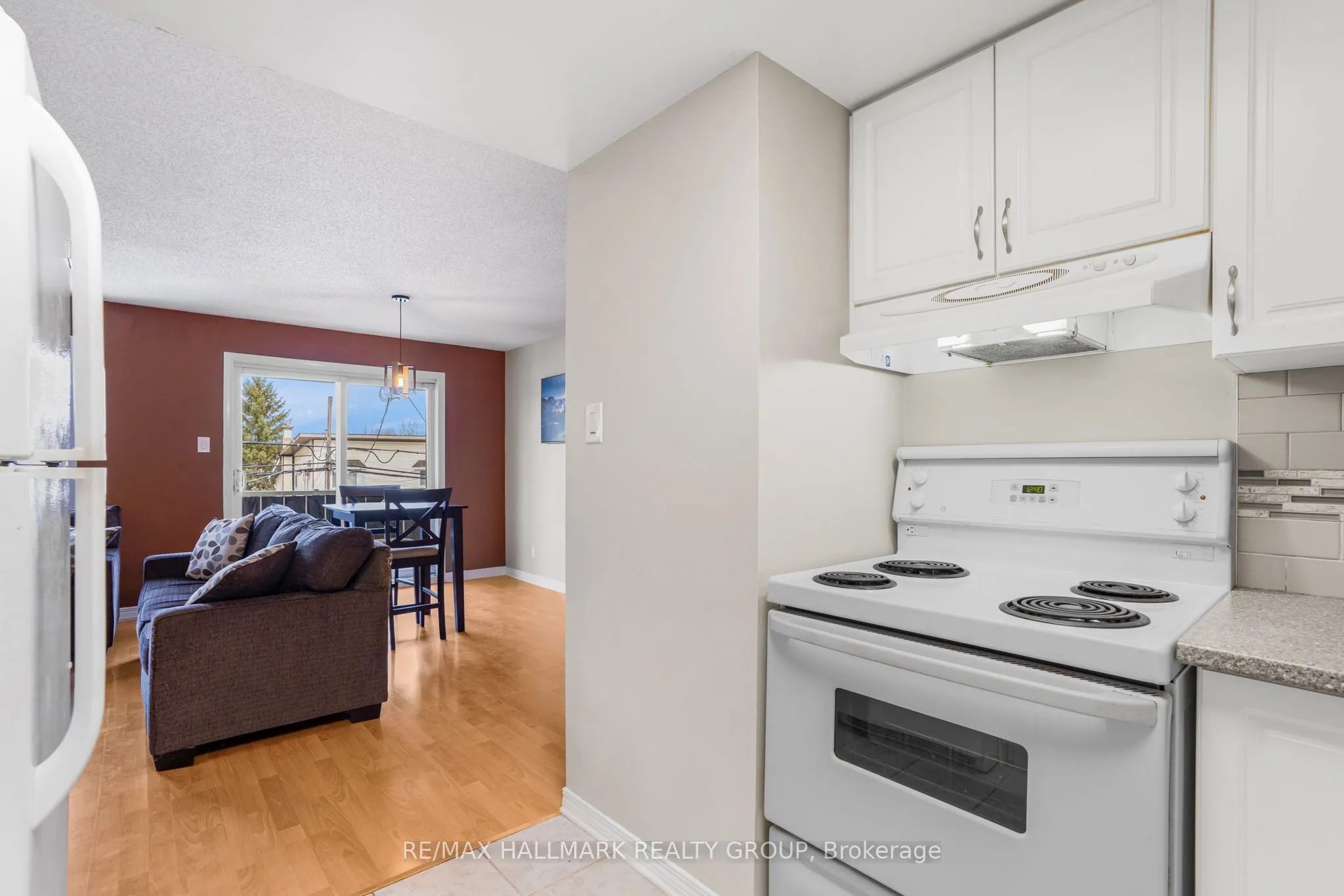 1005 Laurier Street #302