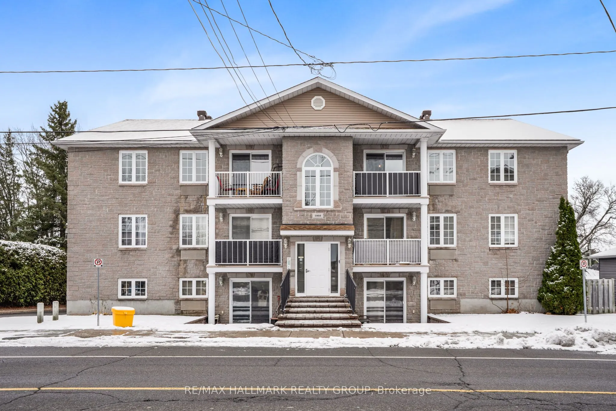 1005 Laurier Street #302